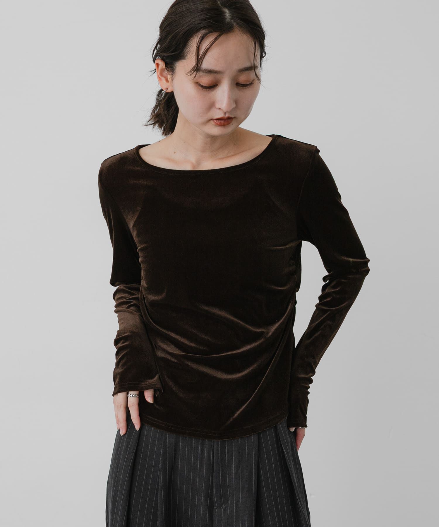 SENSE OF PLACE by URBAN RESEARCH「サイドシャーリングベロアロングTシャツ」|Tシャツ・カットソー|