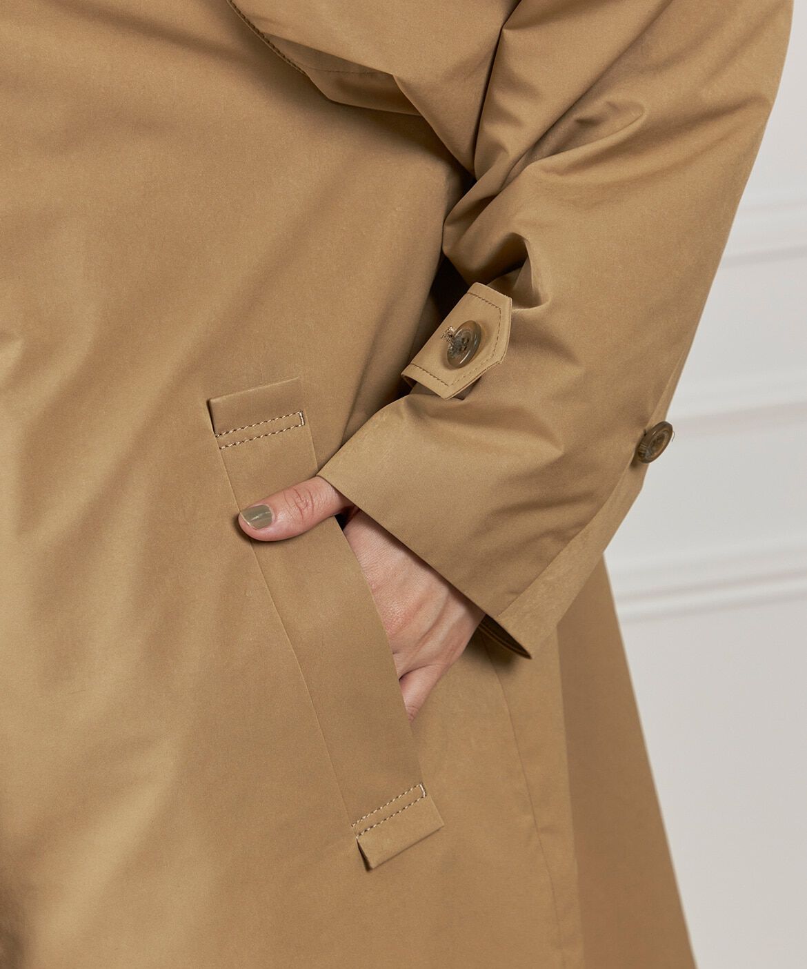 INED「コクーンシルエットステンカラーコート《Aquascutum》」|ステンカラーコート|