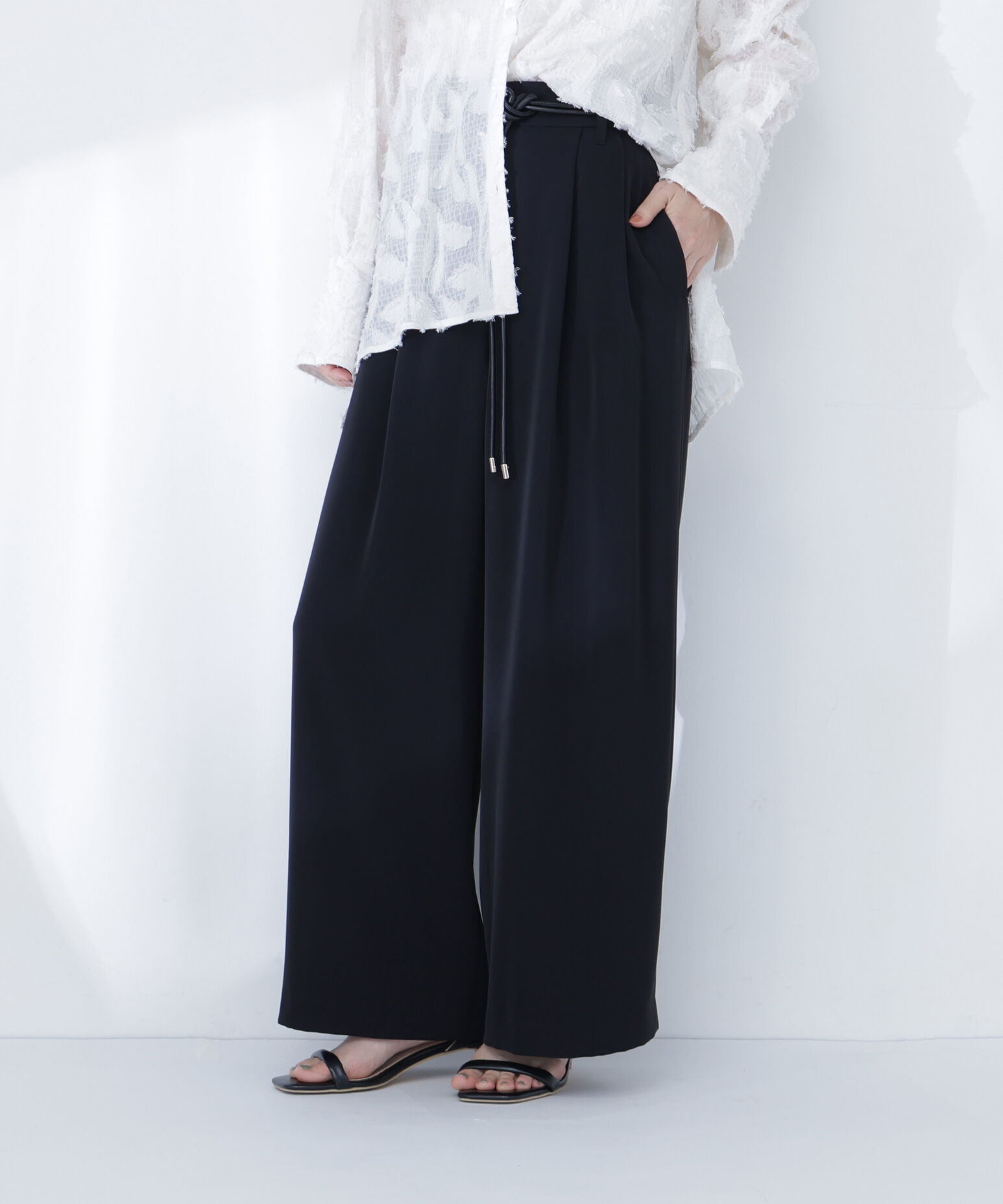  「フェイクレザーベルテッドパンツ」|その他|ブラック
