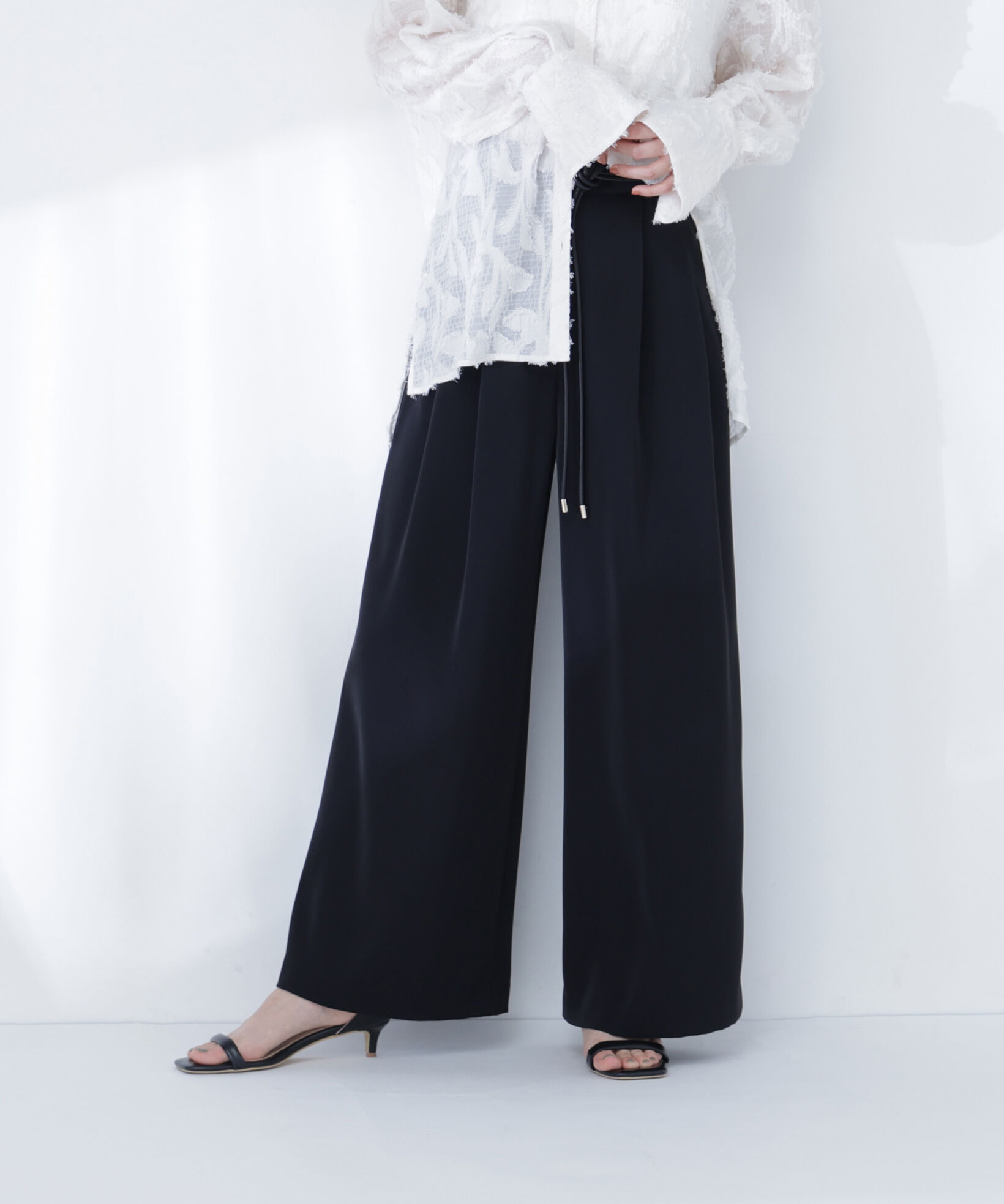  「フェイクレザーベルテッドパンツ」|その他|