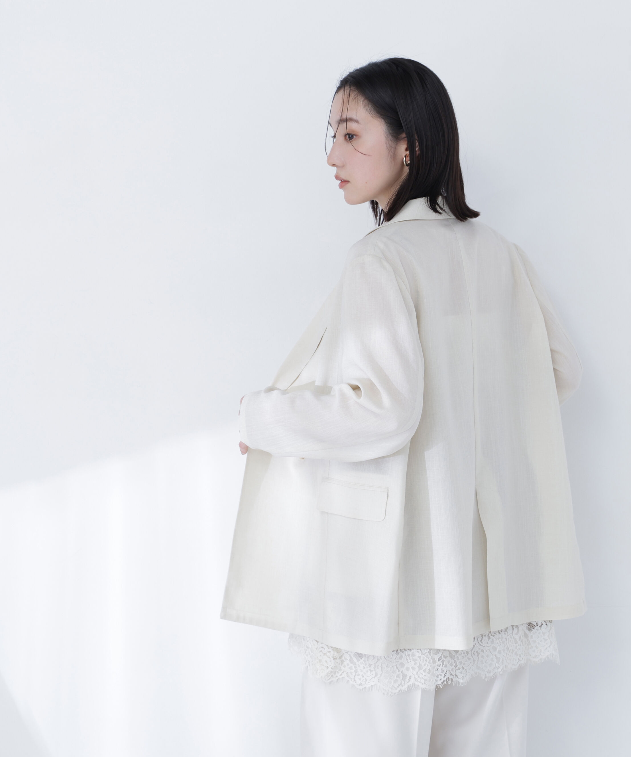  「〈ちょうど、いい服〉迷った朝のエブリデイジャケット」|ブルゾン・スタジャン|