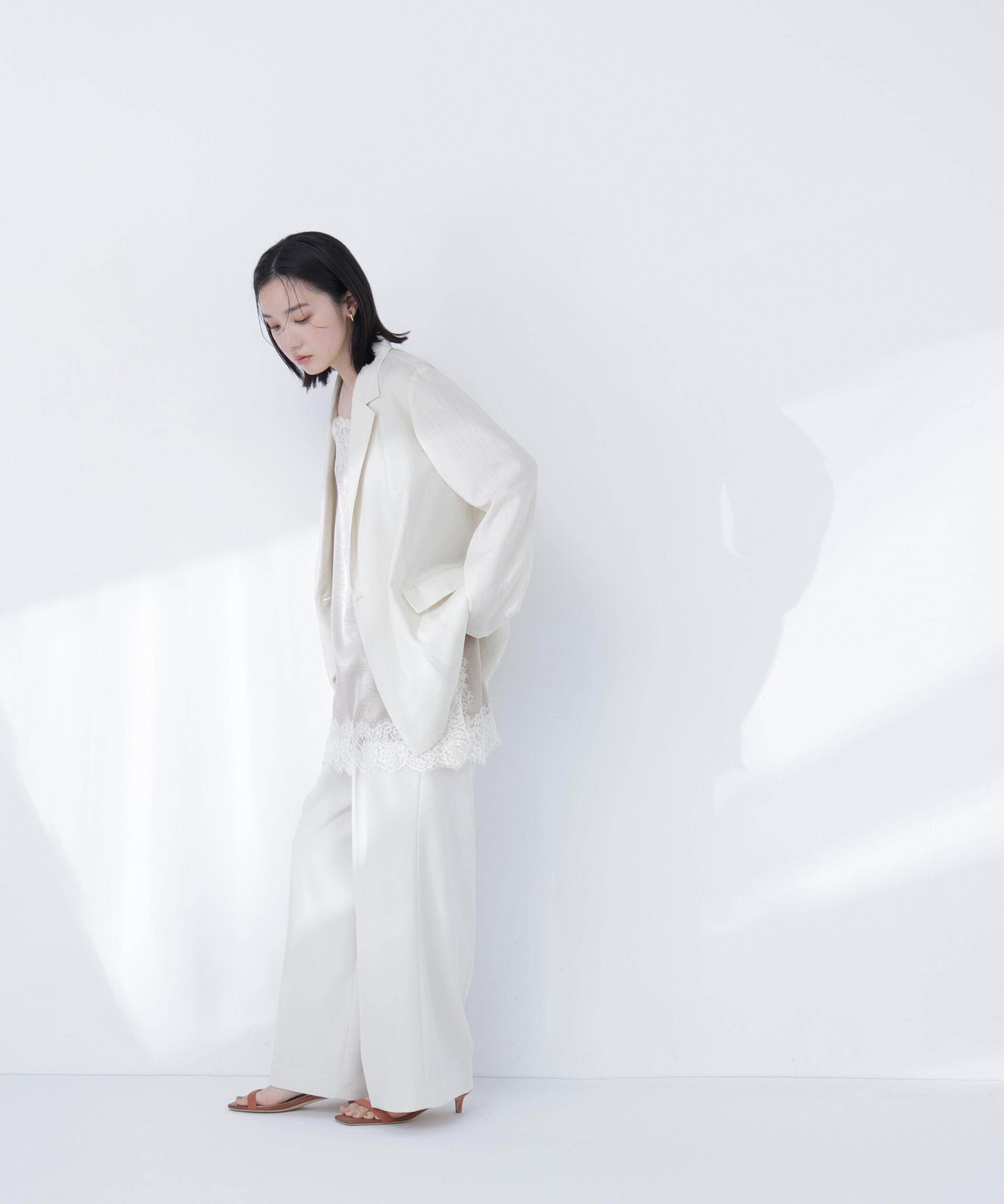  「〈ちょうど、いい服〉迷った朝のエブリデイジャケット」|ブルゾン・スタジャン|