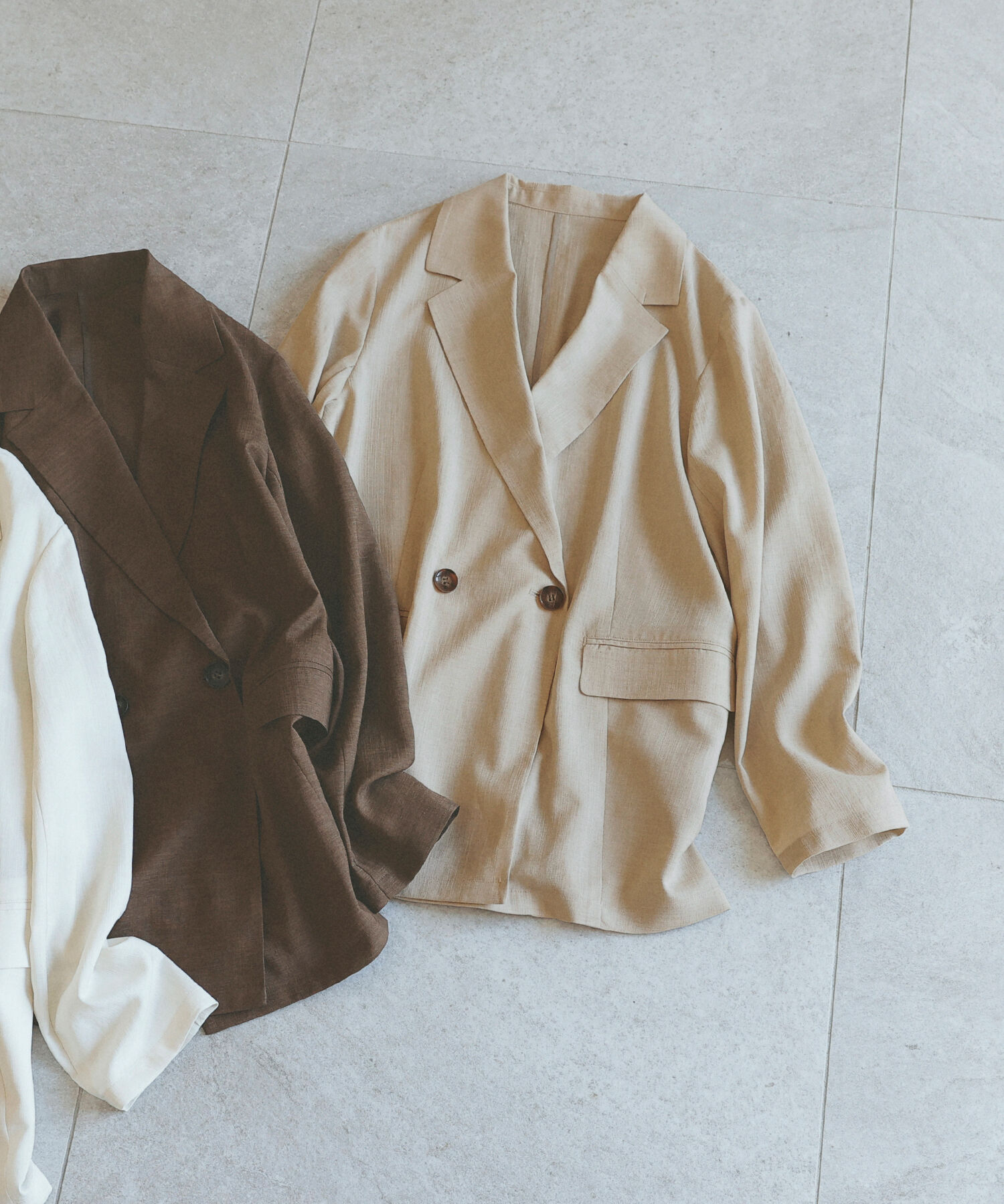  「〈ちょうど、いい服〉迷った朝のエブリデイジャケット」|ブルゾン・スタジャン|ベージュ