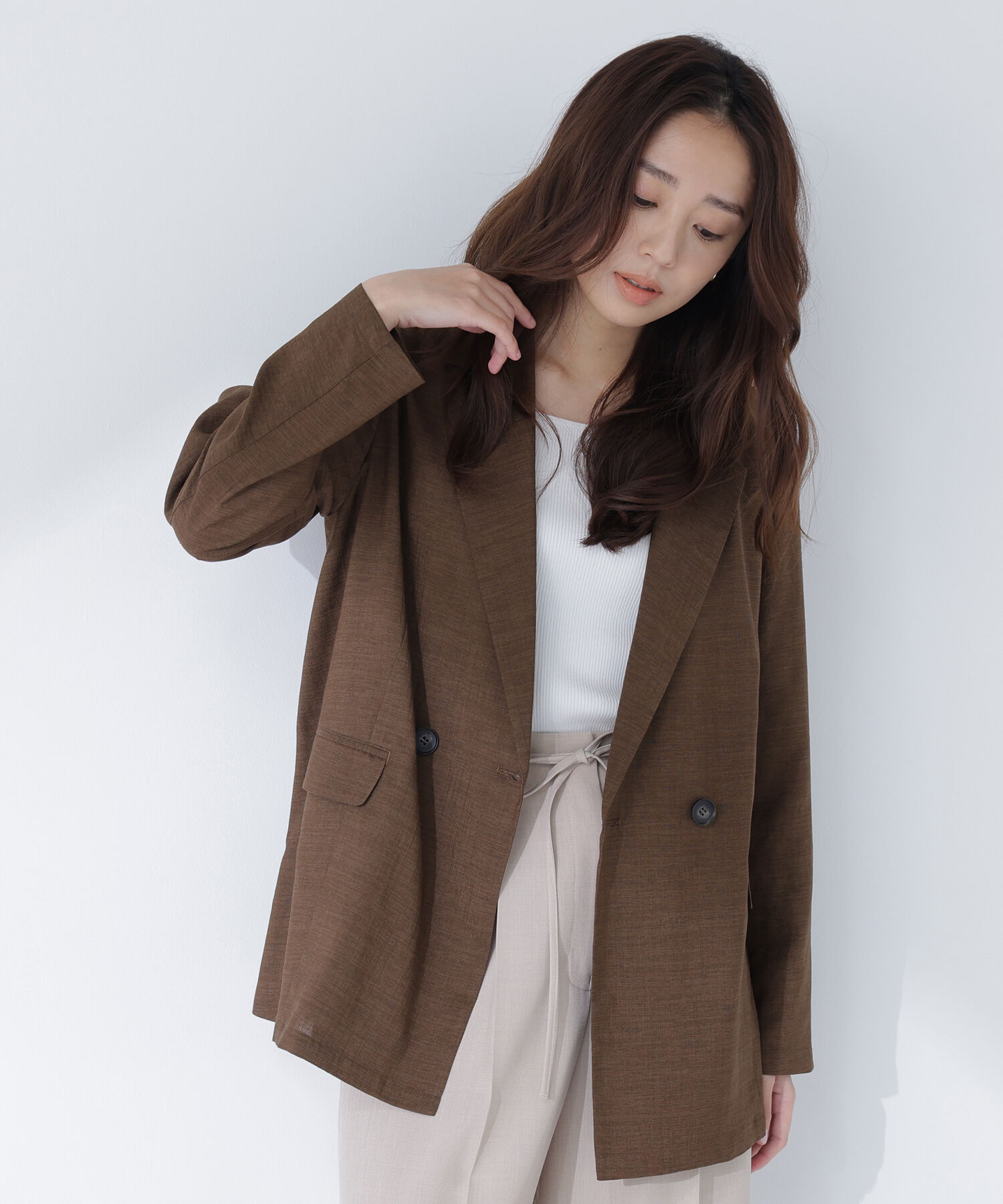  「〈ちょうど、いい服〉迷った朝のエブリデイジャケット」|ブルゾン・スタジャン|
