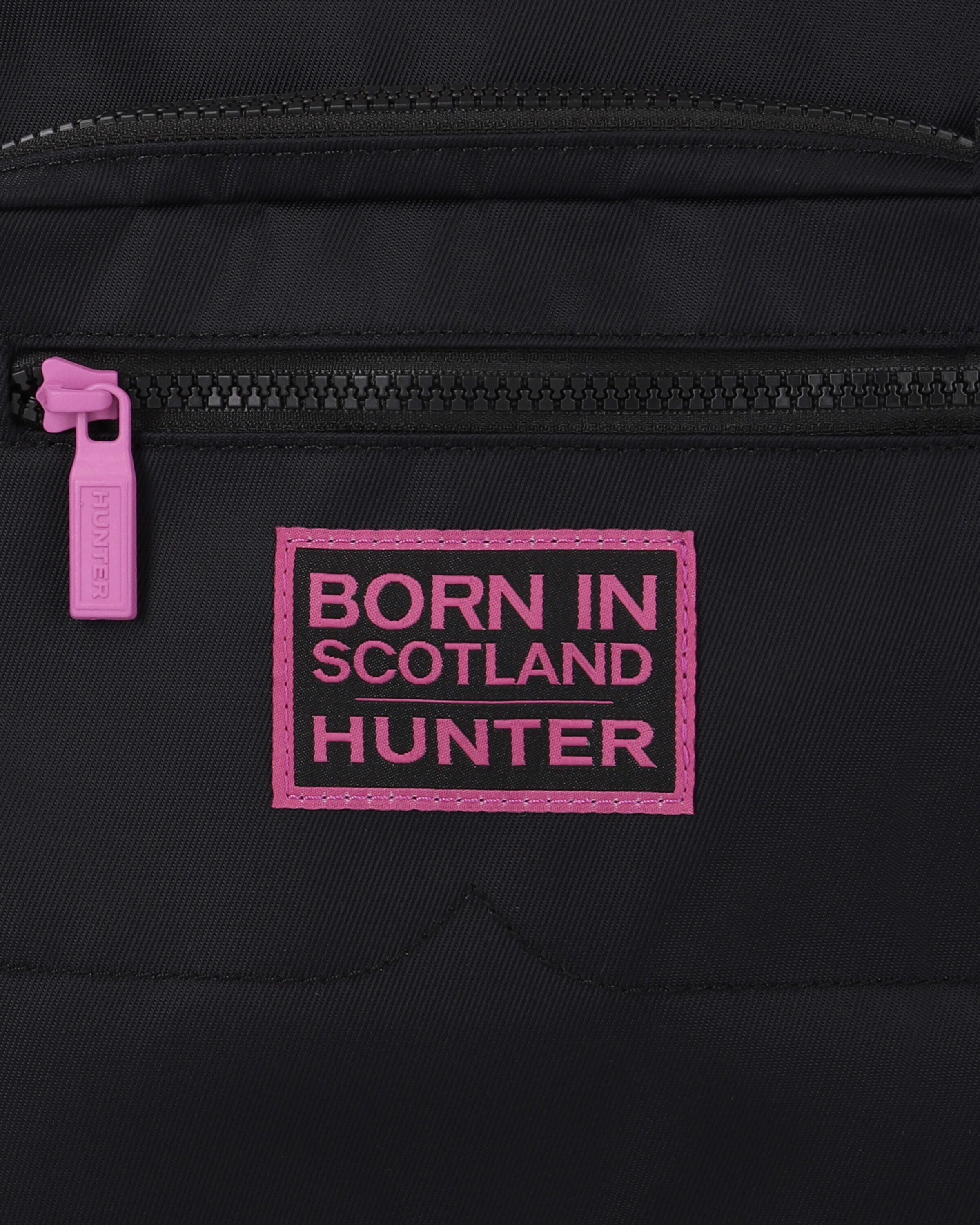 HUNTER「ナイロン パイオニア ミディアム トップクリップ バックパック ボーン イン スコットランド」|リュック|