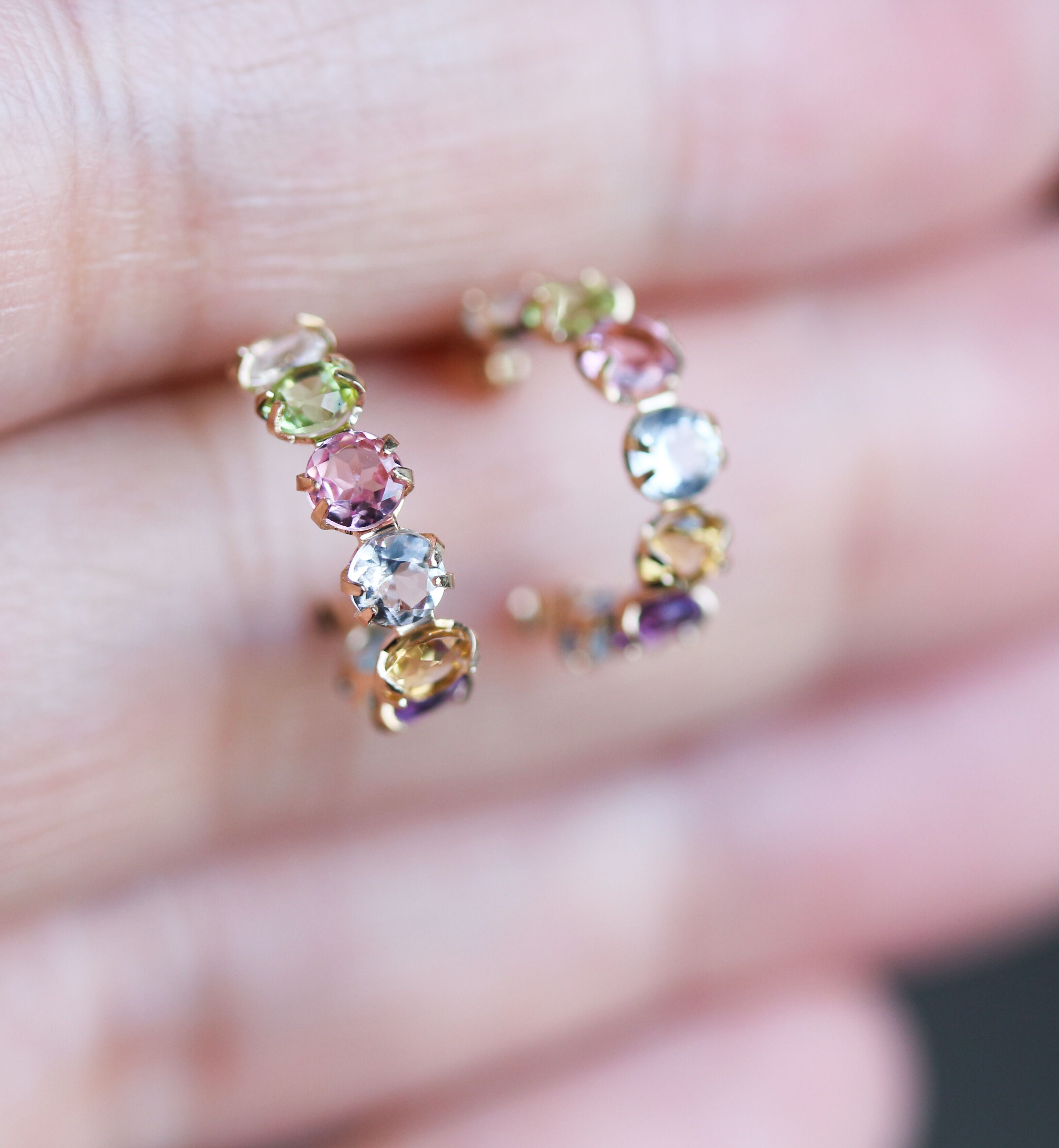  「マルチカラー スナップ フープ ピアス | K10YG」|ピアス|