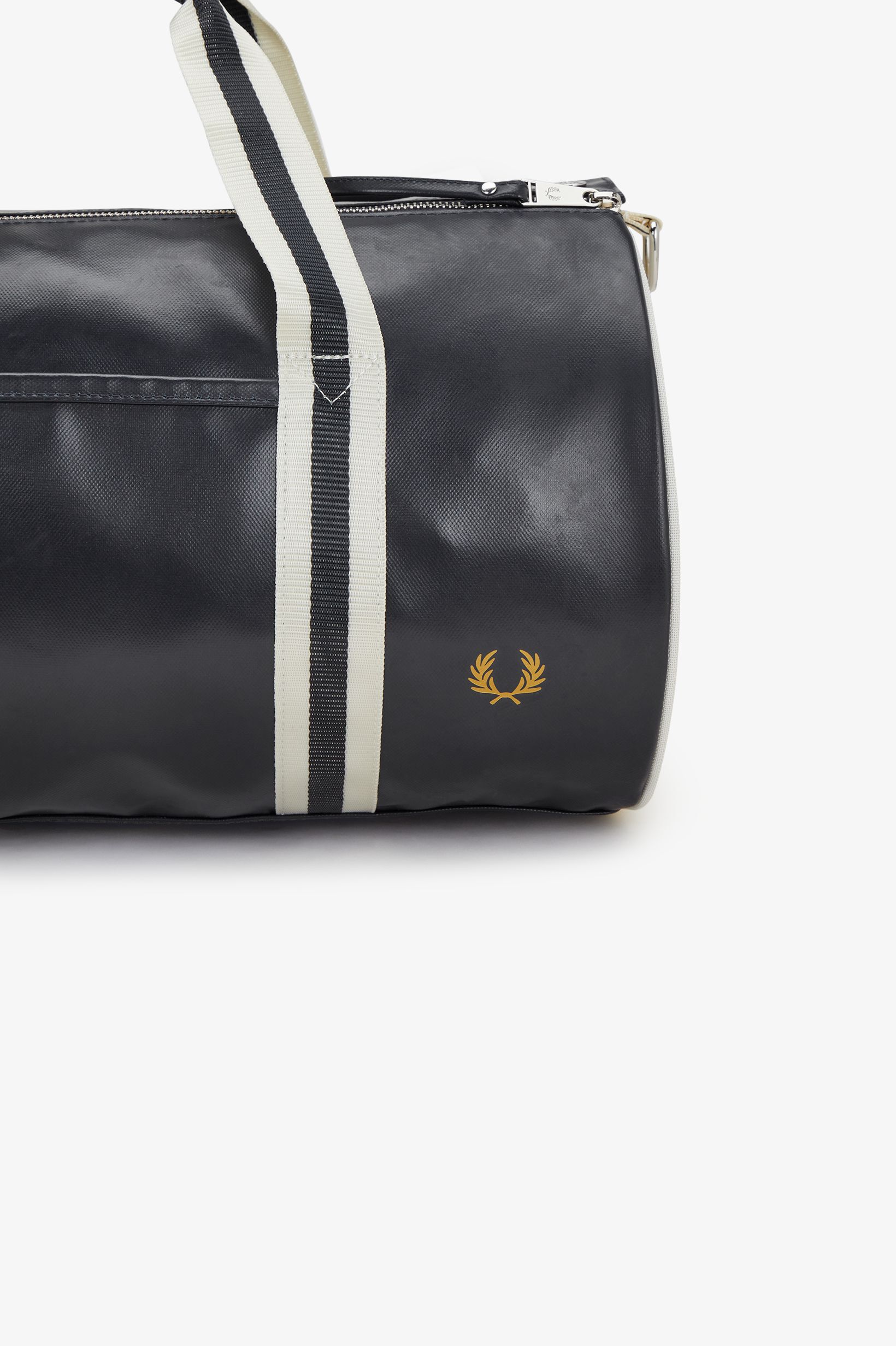 FRED PERRY 「Classic Barrel Bag／クラシックバレルバッグ」|ボストンバッグ|