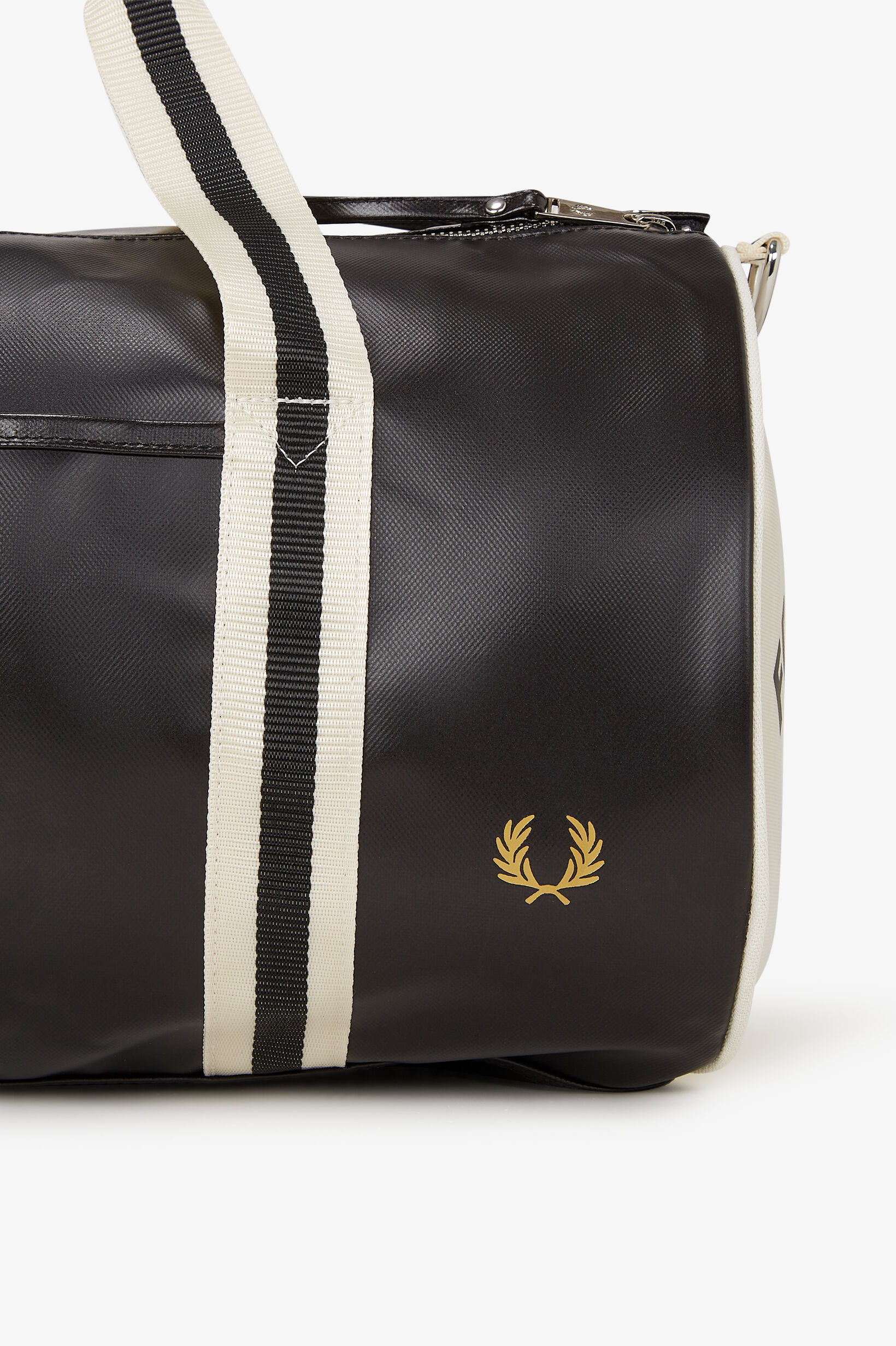 FRED PERRY 「Classic Barrel Bag／クラシックバレルバッグ」|ボストンバッグ|