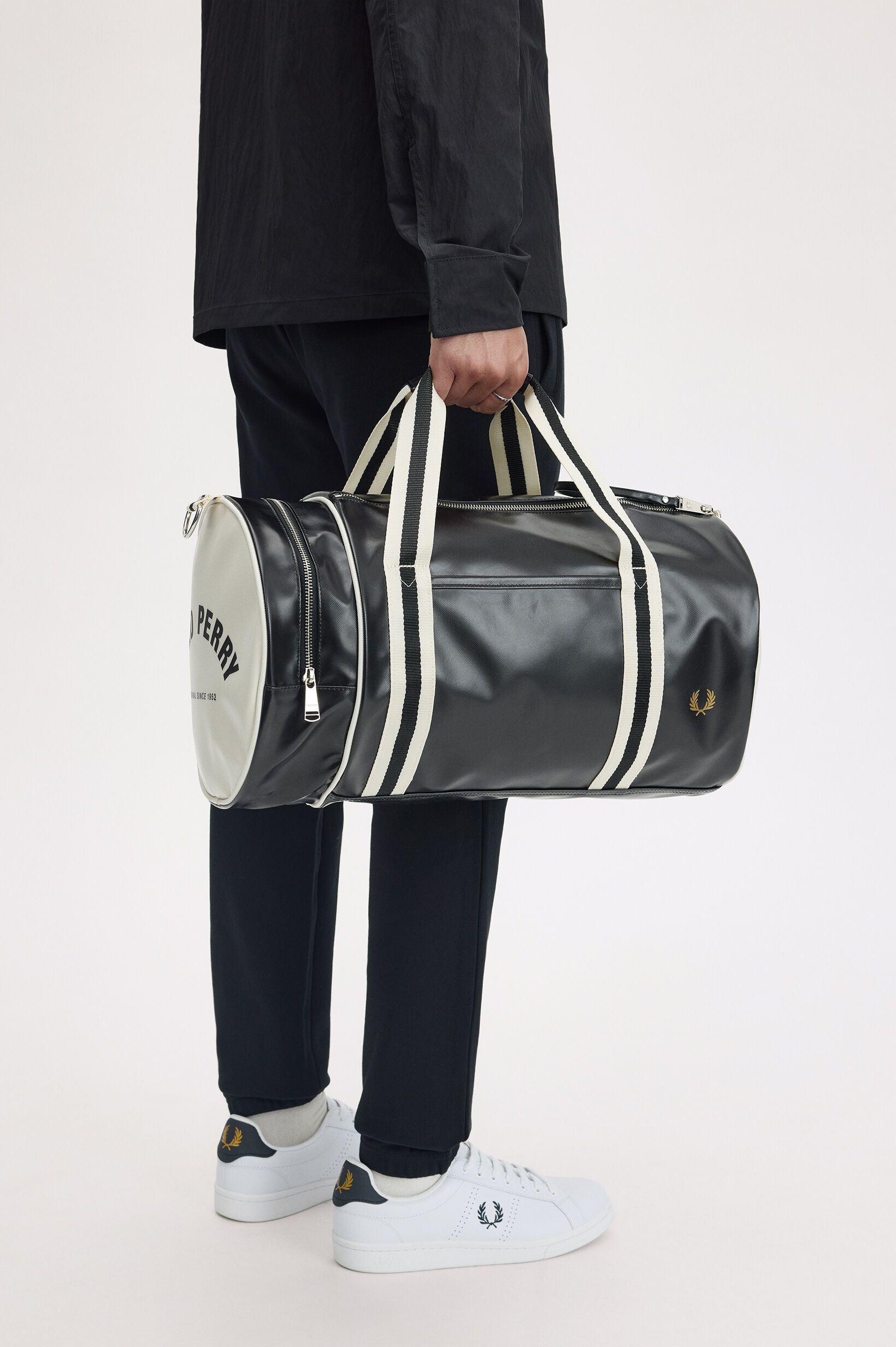 FRED PERRY 「Classic Barrel Bag／クラシックバレルバッグ」|ボストンバッグ|