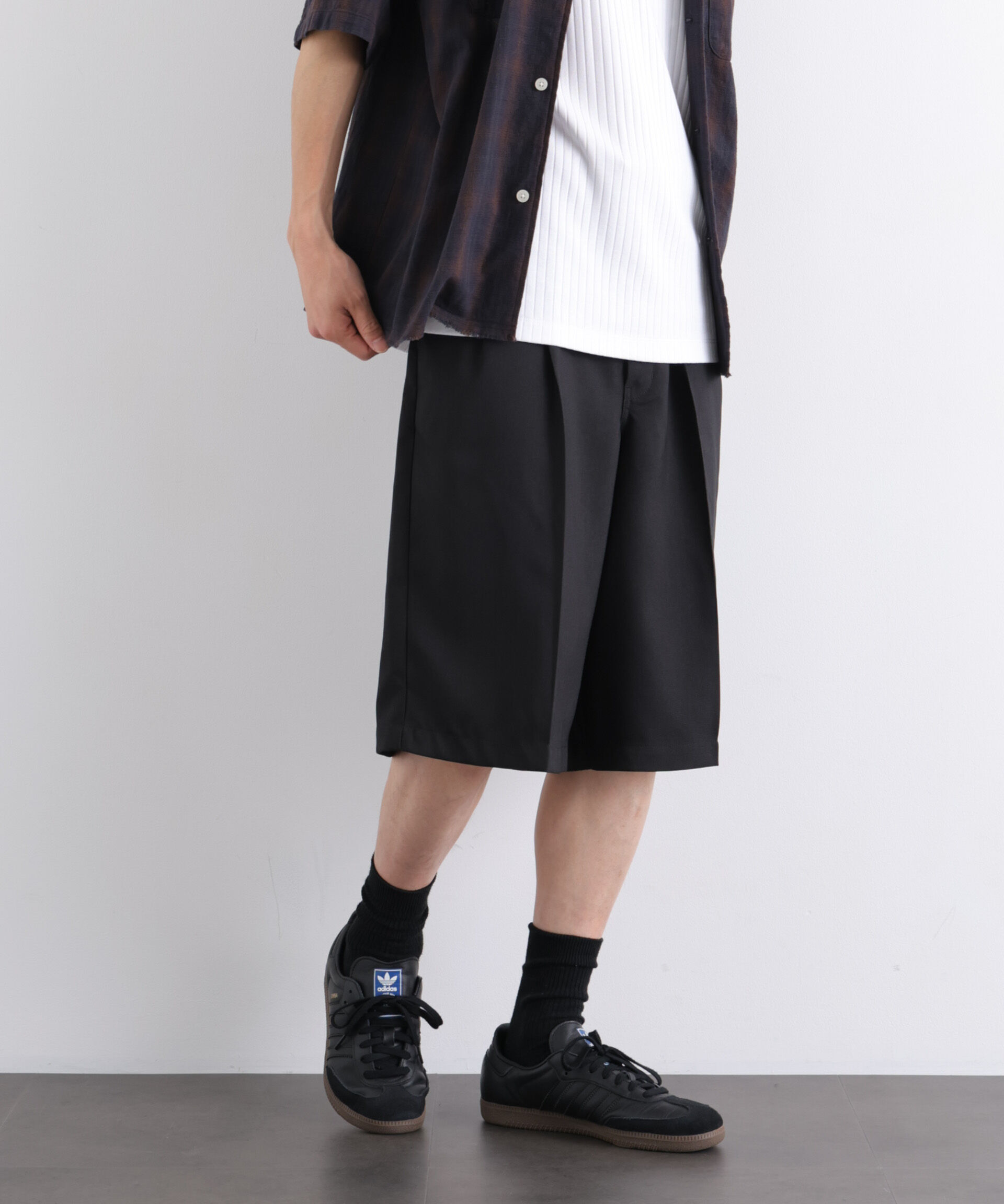 NANO universe「Dickies/別注 Wide Tuck Short Pants」|チノ|ブラック