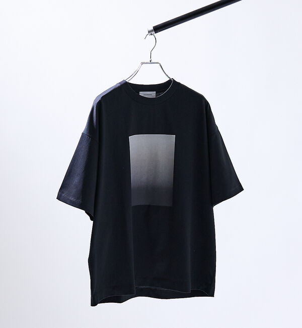 ABAHOUSE「グラデーション グラフィック プリントTシャツ/オーバーサイズ」|Tシャツ・カットソー|ブラック系その他1