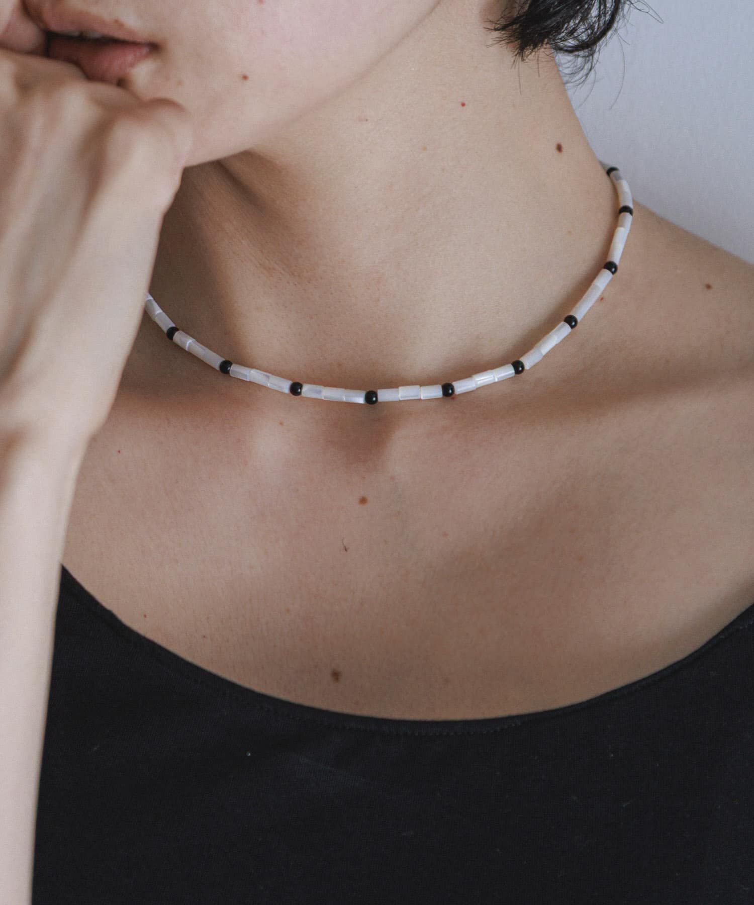 SMELLY「SMELLY so&rsquo;　shell onyx necklace」|ネックレス|