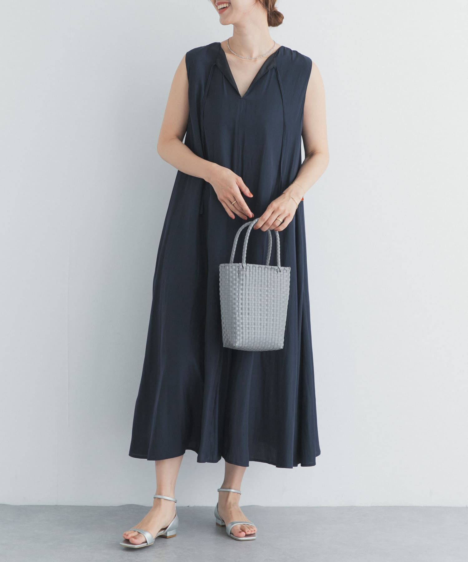 URBAN RESEARCH DOORS「『スタッフ企画』2WAYマチ切替ワンピース」|ワンピース|