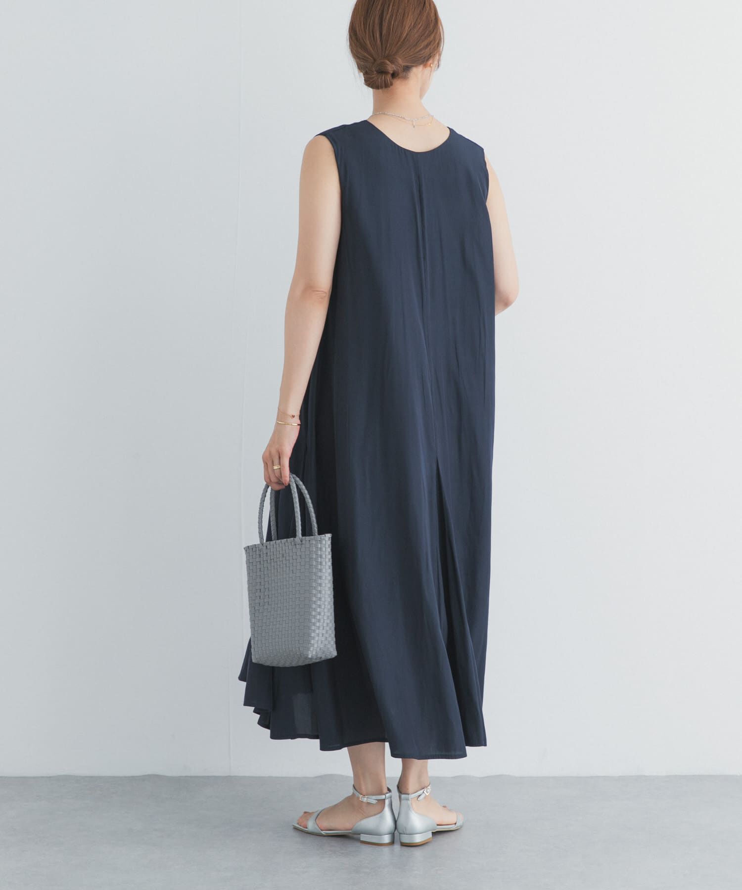 URBAN RESEARCH DOORS「『スタッフ企画』2WAYマチ切替ワンピース」|ワンピース|
