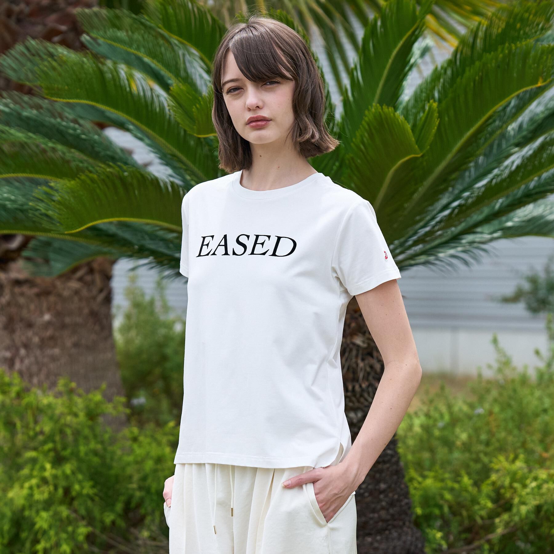 DRESSTERIOR「【立体ロゴ】フロッキーロゴプリントTシャツ」|Tシャツ・カットソー|