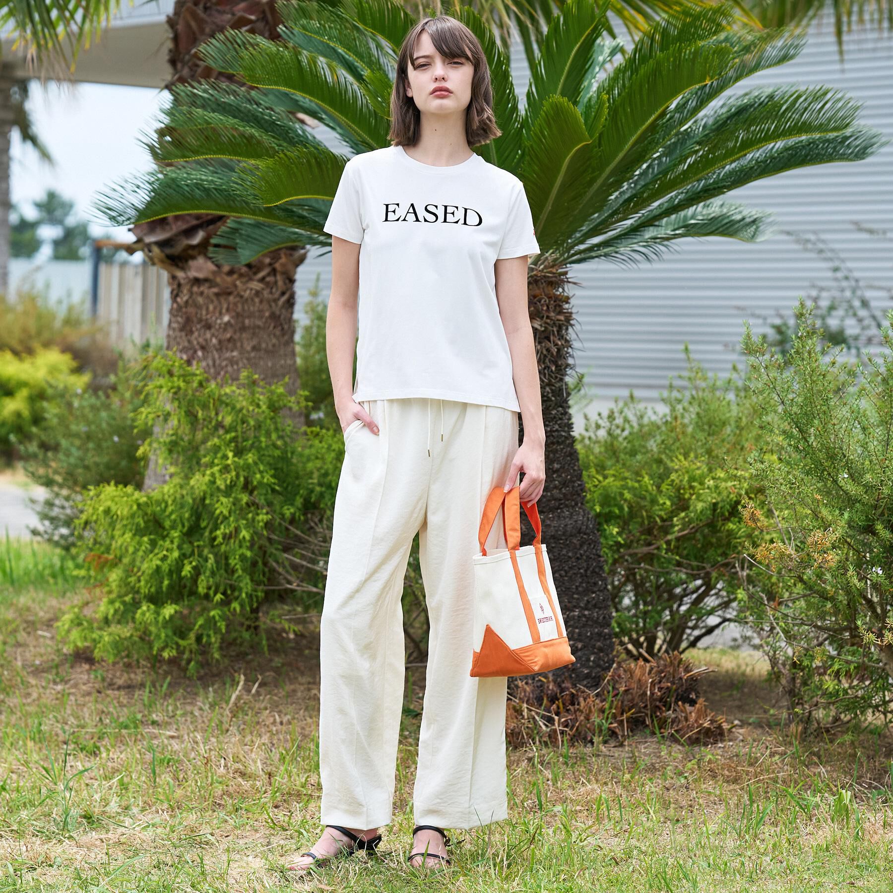 DRESSTERIOR「【立体ロゴ】フロッキーロゴプリントTシャツ」|Tシャツ・カットソー|