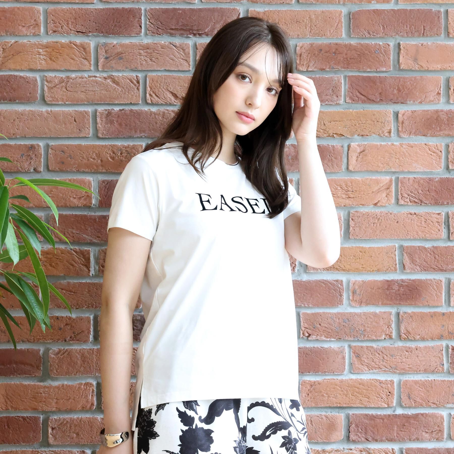 DRESSTERIOR「【立体ロゴ】フロッキーロゴプリントTシャツ」|Tシャツ・カットソー|