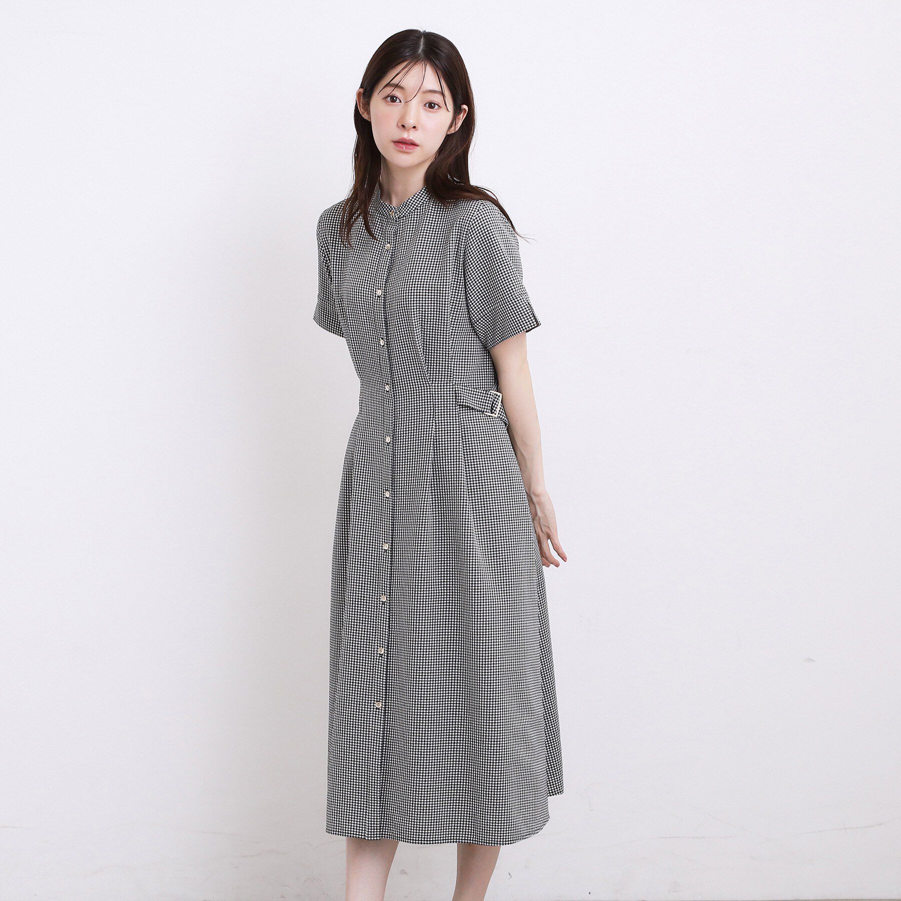 grove「【低身長さんも選べる着丈/UV・シワになりにくいetc】涼やかさも、きちんとも叶うワンピース」|ワンピース|