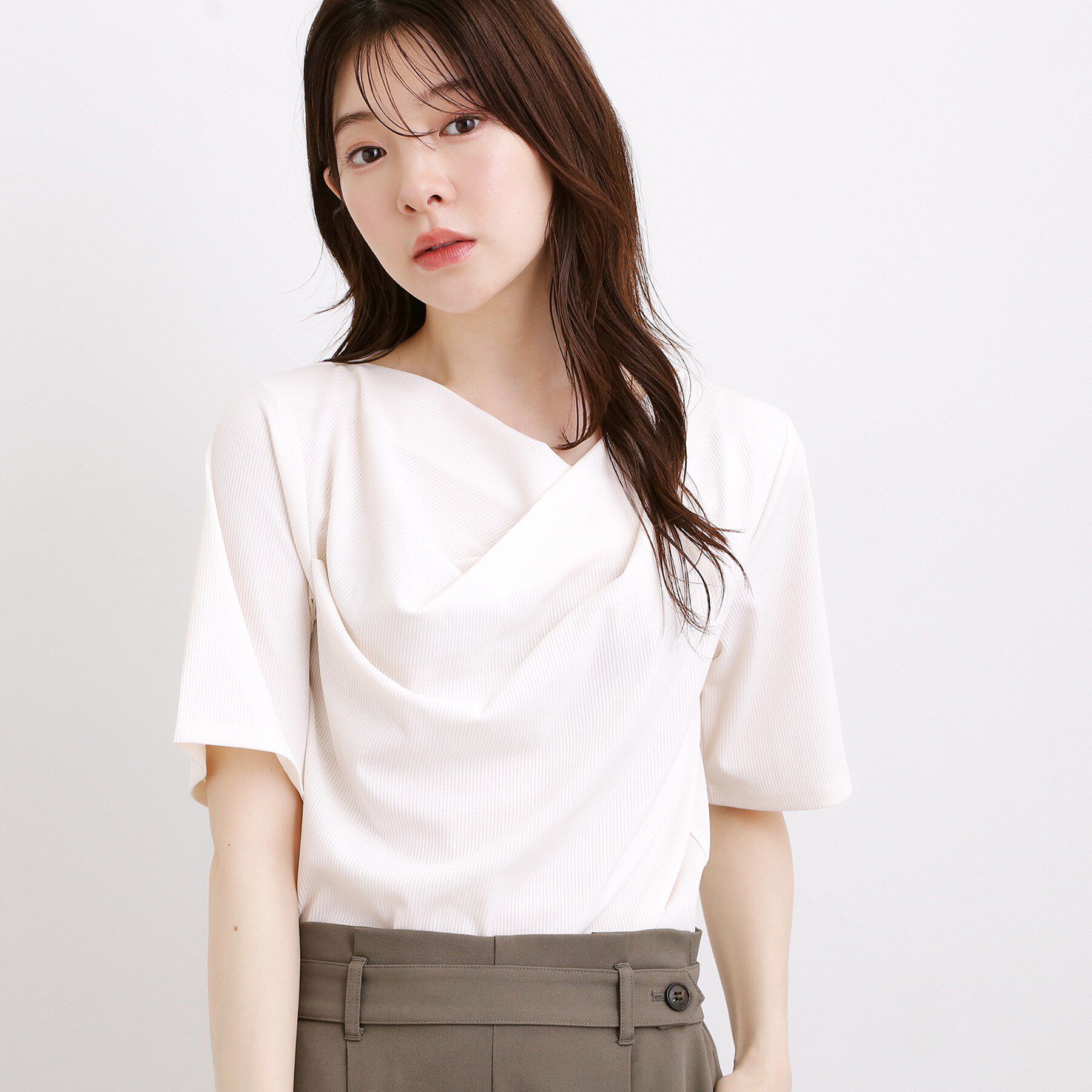 grove「着るだけで旬顔 ドレープネックテレコTシャツ」|Tシャツ・カットソー|