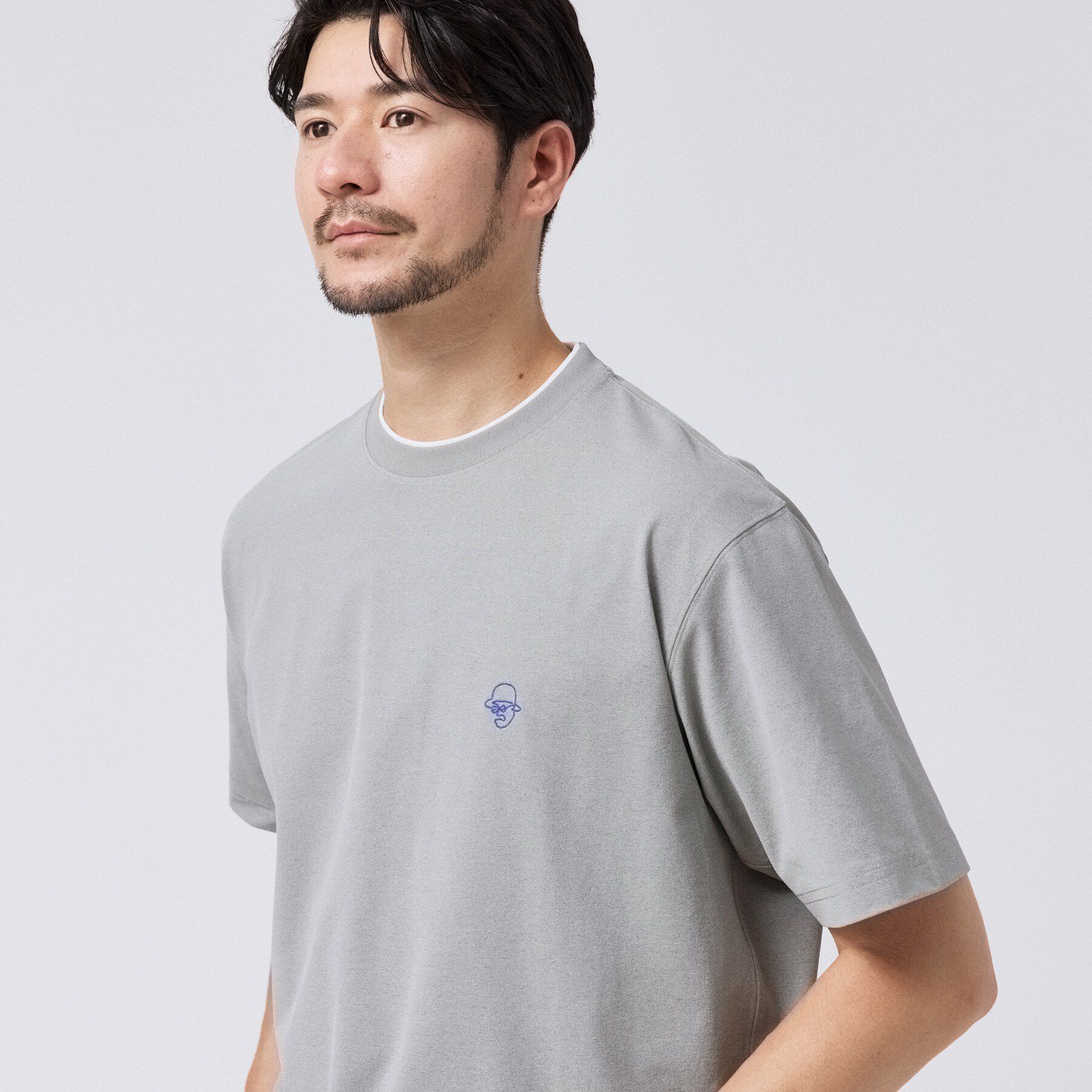 TAKEO KIKUCHI「【汗染み軽減/接触冷感】フェイクレイヤード ワンポイント刺繍Ｔシャツ」|Tシャツ・カットソー|