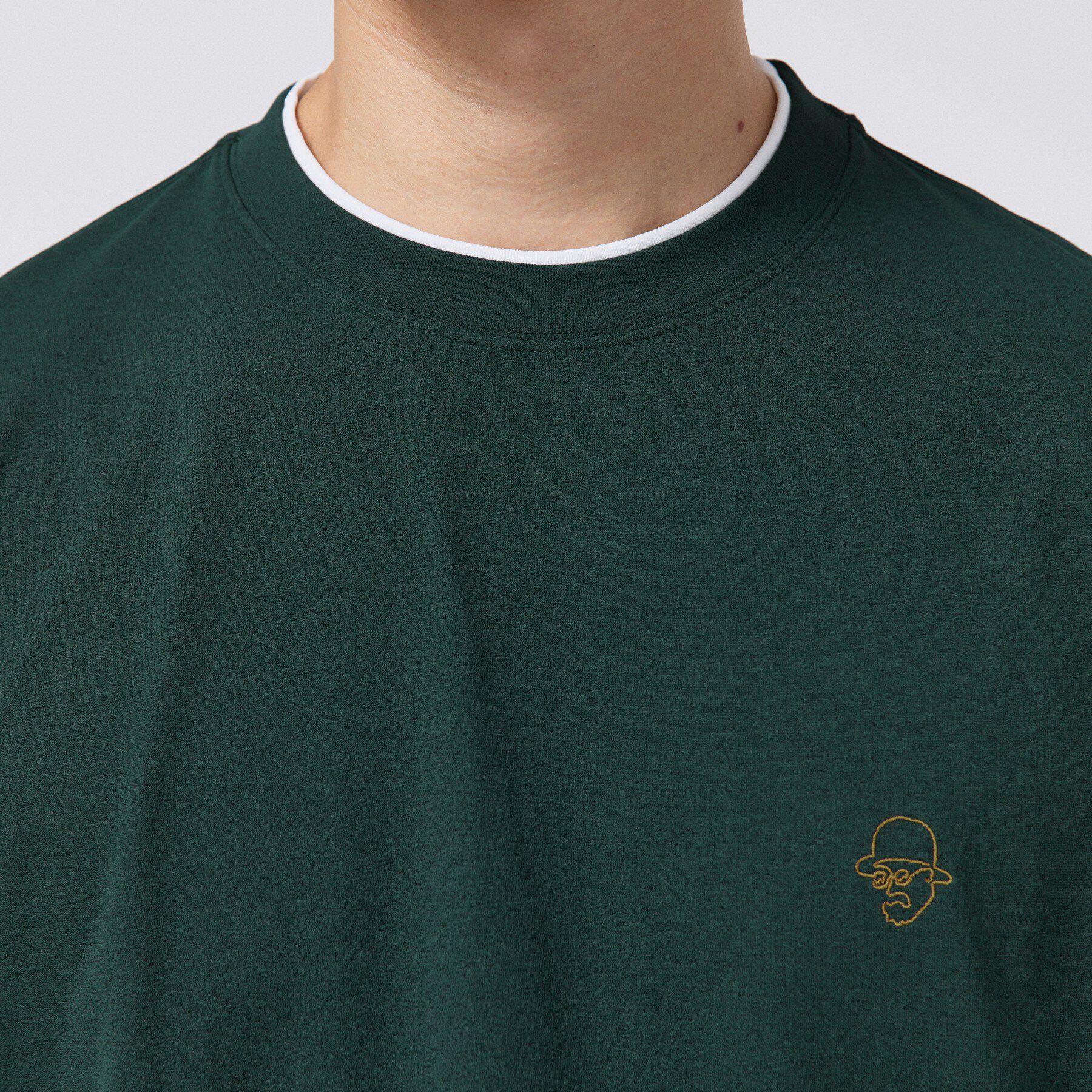 TAKEO KIKUCHI「【汗染み軽減/接触冷感】フェイクレイヤード ワンポイント刺繍Ｔシャツ」|Tシャツ・カットソー|