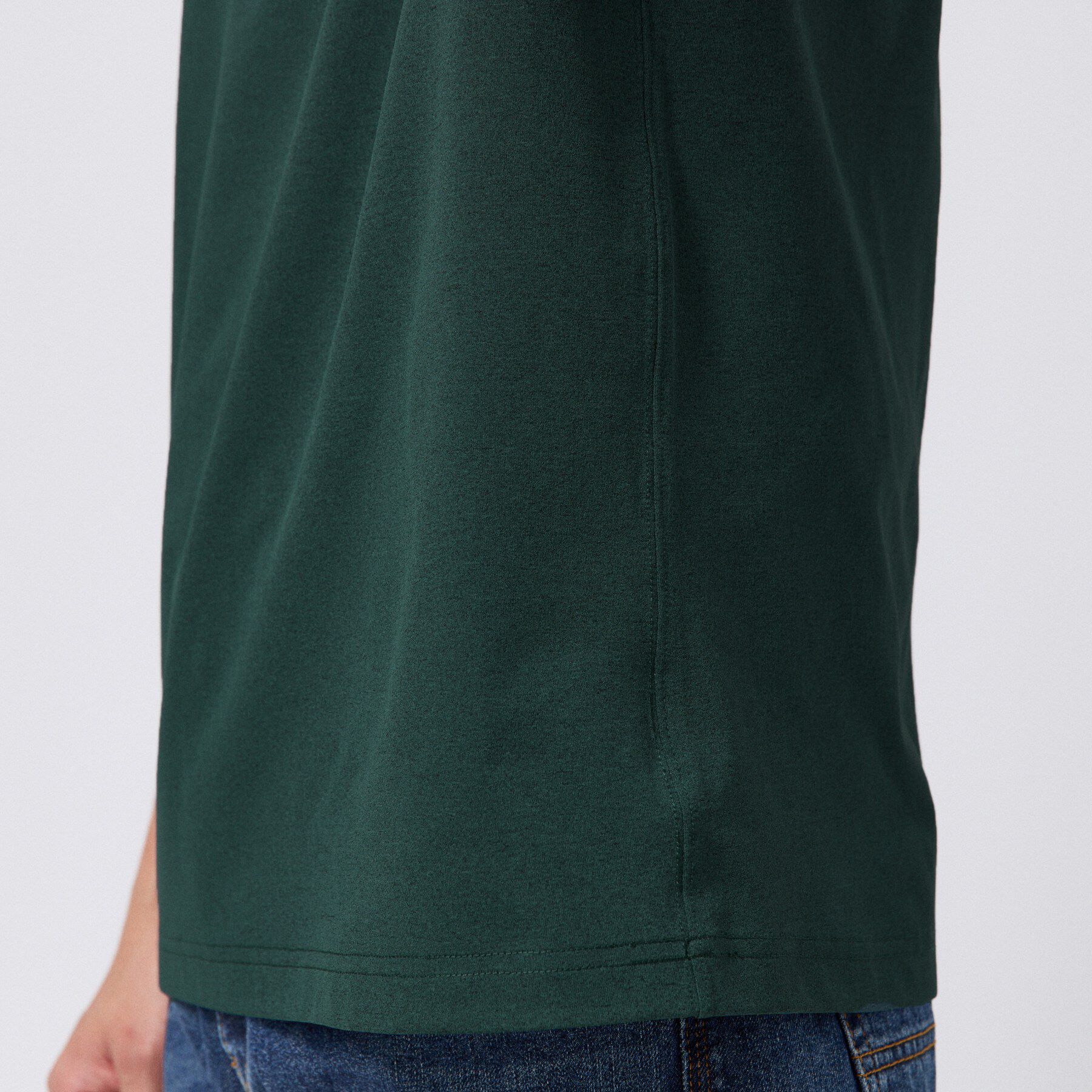 TAKEO KIKUCHI「【汗染み軽減/接触冷感】フェイクレイヤード ワンポイント刺繍Ｔシャツ」|Tシャツ・カットソー|