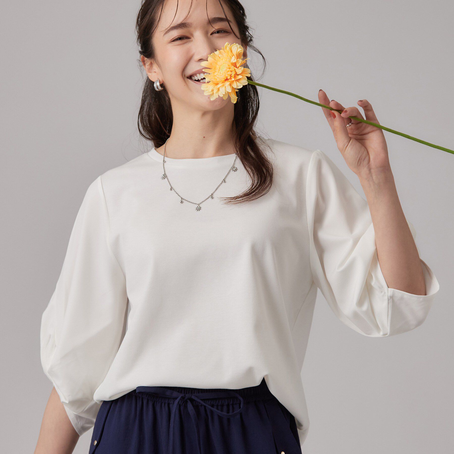 SHOO･LA･RUE「ON・OFF大活躍ツイストスリーブトップス」|Tシャツ・カットソー|ホワイト(001)