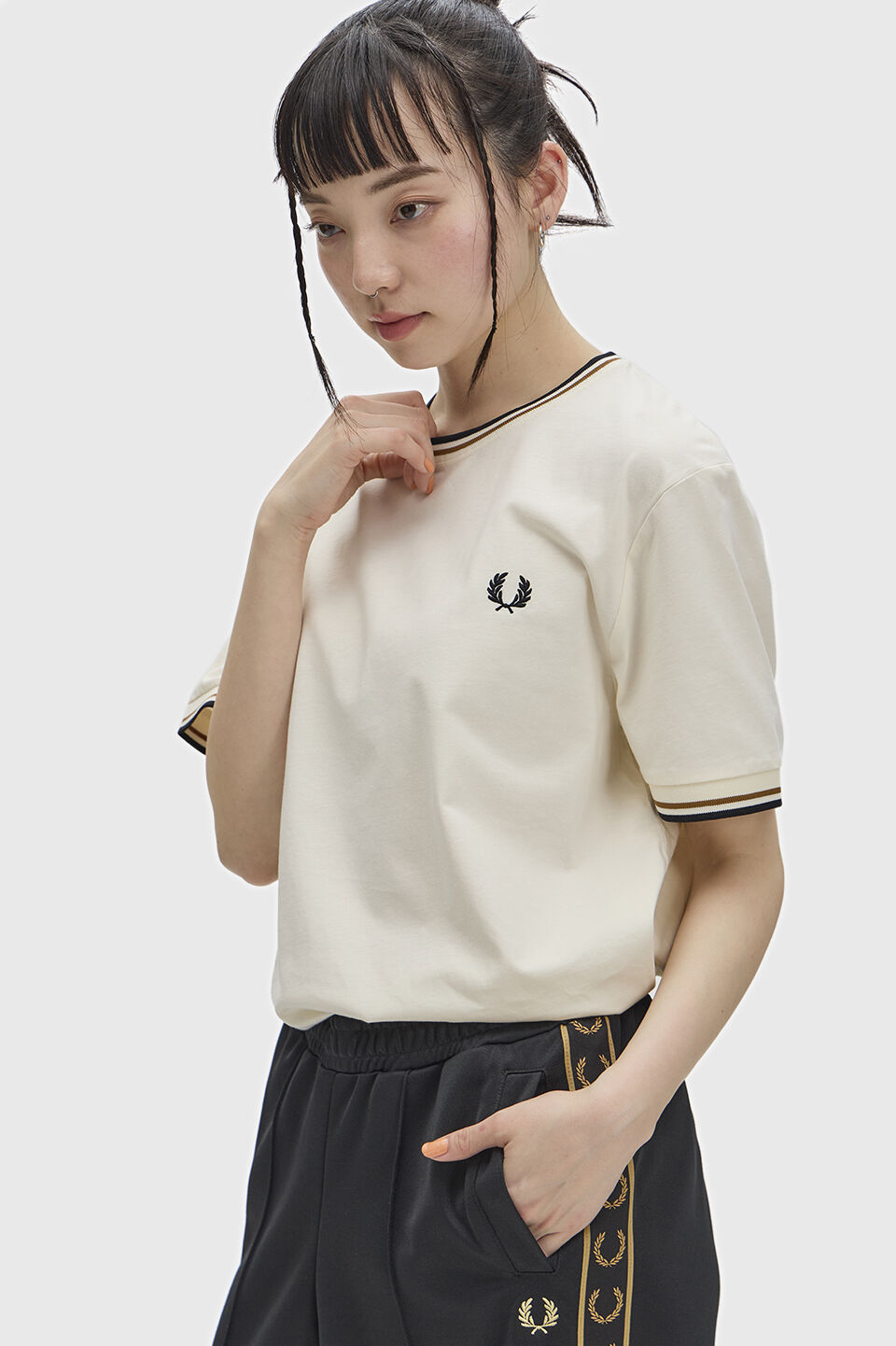 FRED PERRY 「Twin Tipped T-Shirt／ティップラインTシャツ M1588V」|Tシャツ・カットソー|