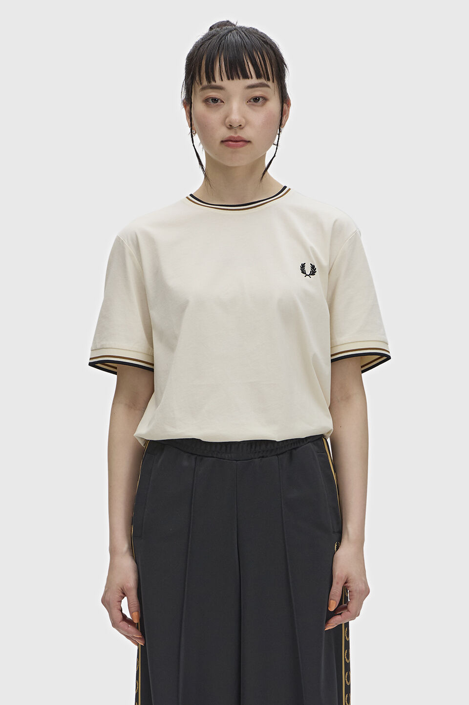 FRED PERRY 「Twin Tipped T-Shirt／ティップラインTシャツ M1588V」|Tシャツ・カットソー|