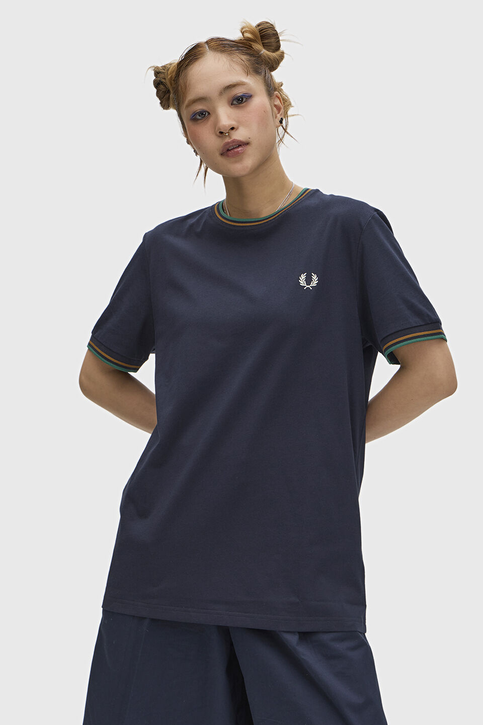 FRED PERRY 「Twin Tipped T-Shirt／ティップラインTシャツ M1588V」|Tシャツ・カットソー|NAVY