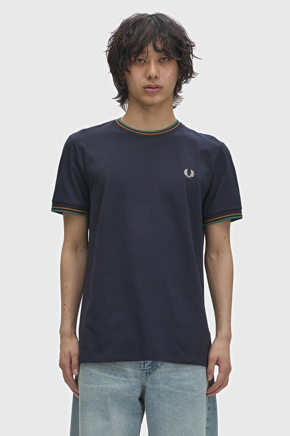 FRED PERRY 「Twin Tipped T-Shirt／ティップラインTシャツ M1588V」|Tシャツ・カットソー|
