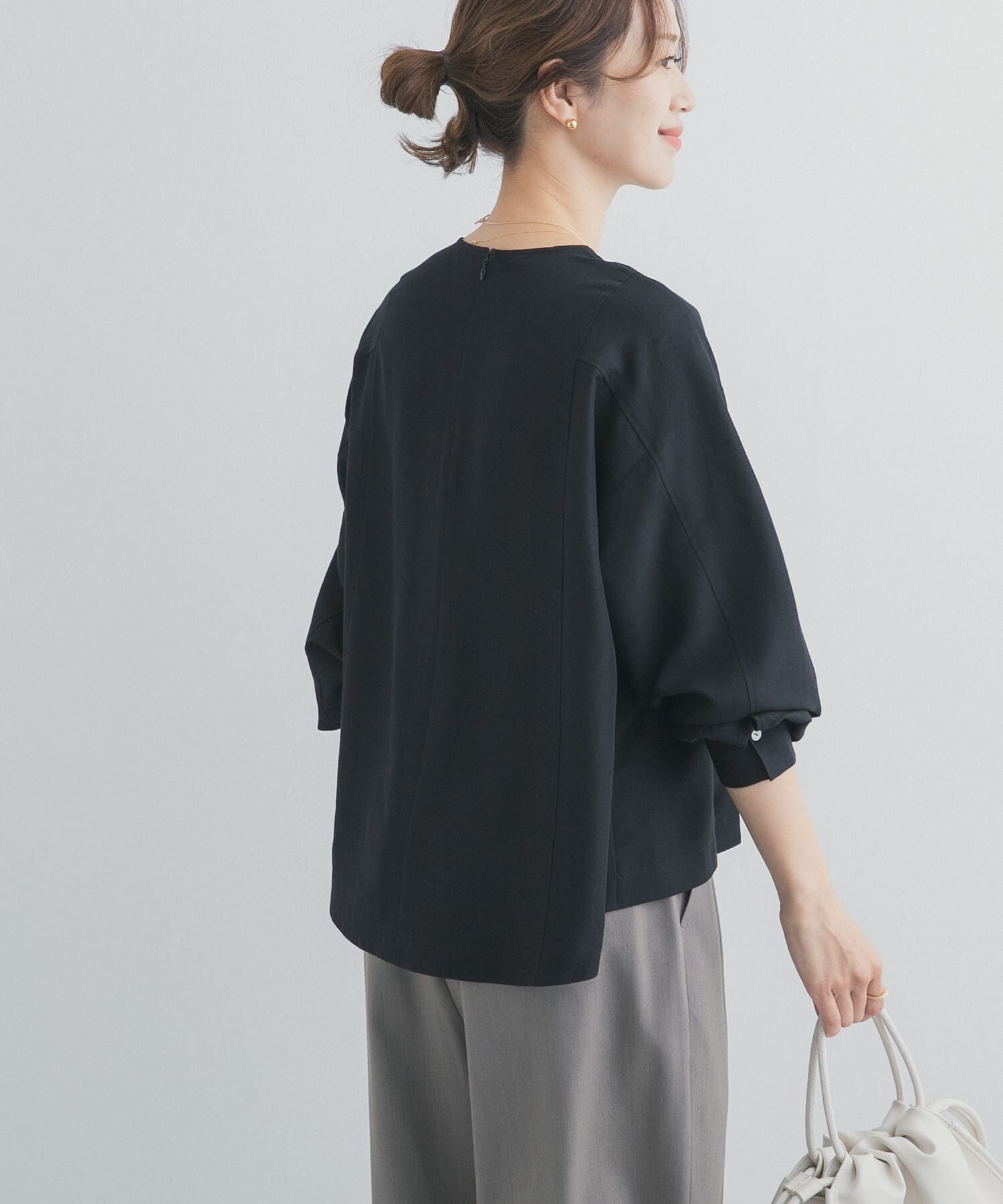 URBAN RESEARCH DOORS「タックフレアペプラムブラウス」|シャツ・ブラウス|