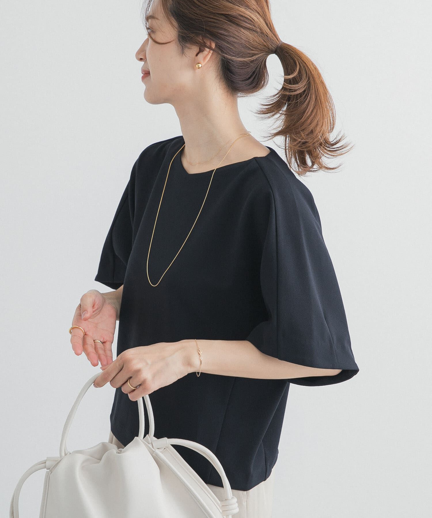 URBAN RESEARCH DOORS「カットジョーゼットVネックプルオーバー」|Tシャツ・カットソー|