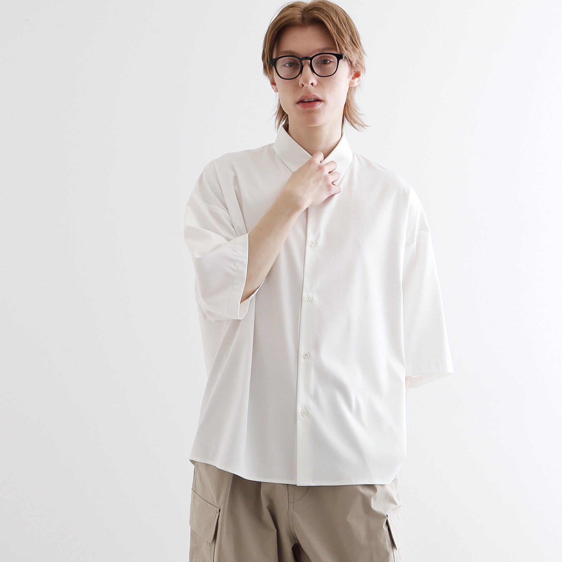 tk.TAKEO KIKUCHI「【WEB限定】無地/花柄アソートドレープ半袖シャツ」|シャツ・ブラウス|ホワイト(001)