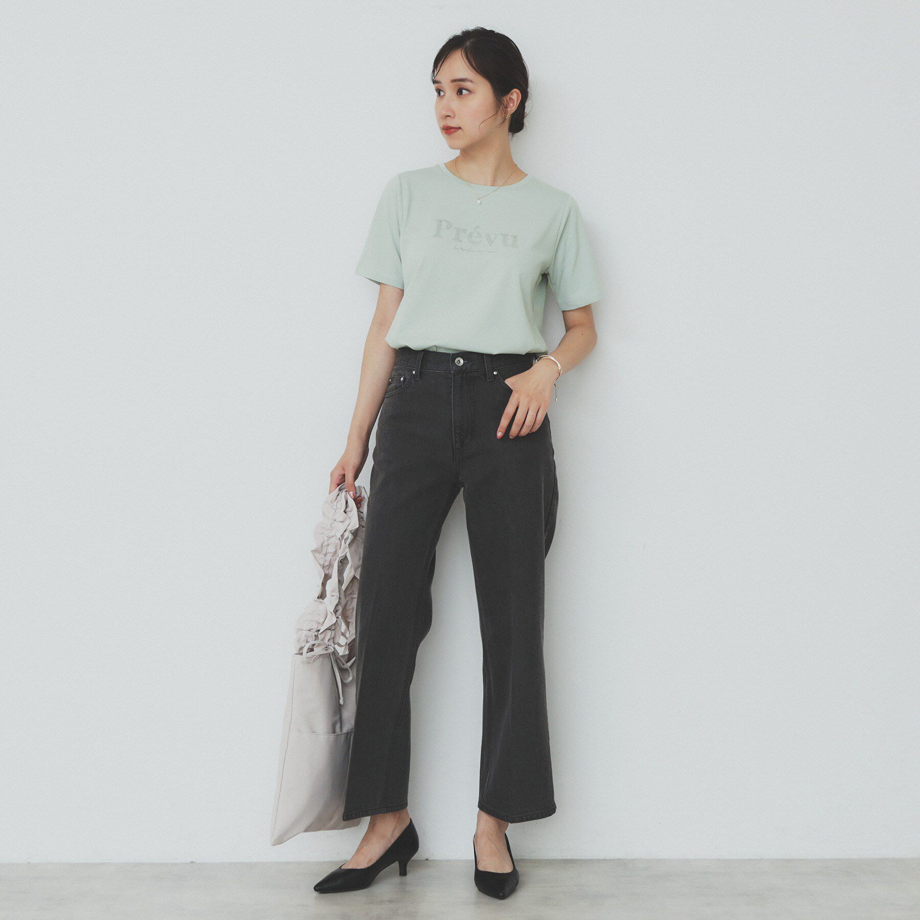index「スパンコール刺繍ロゴTシャツ【洗濯機洗い可／接触冷感／UVケア】」|Tシャツ・カットソー|