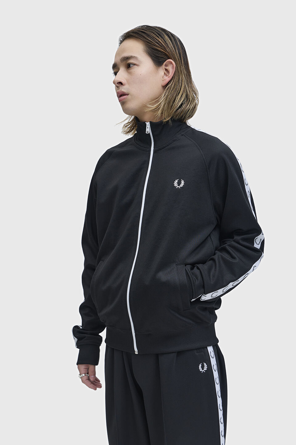 FRED PERRY 「Taped Track Jacket／フレッドペリートラックジャケット」|スウェット・ジャージ|