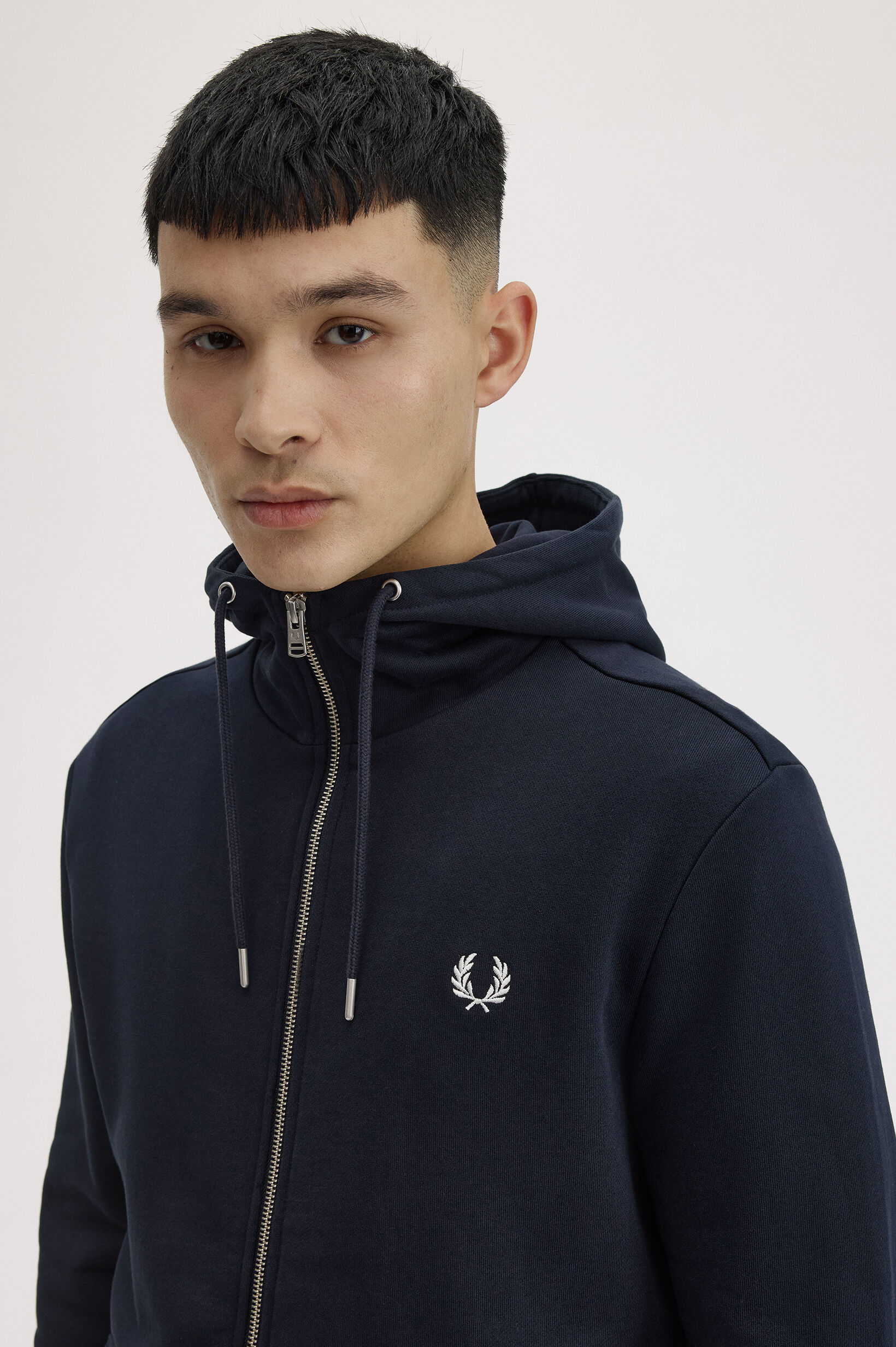 FRED PERRY 「Hooded Zip Through Sweatshirt／フードジップアップパーカー」|スウェット・ジャージ|