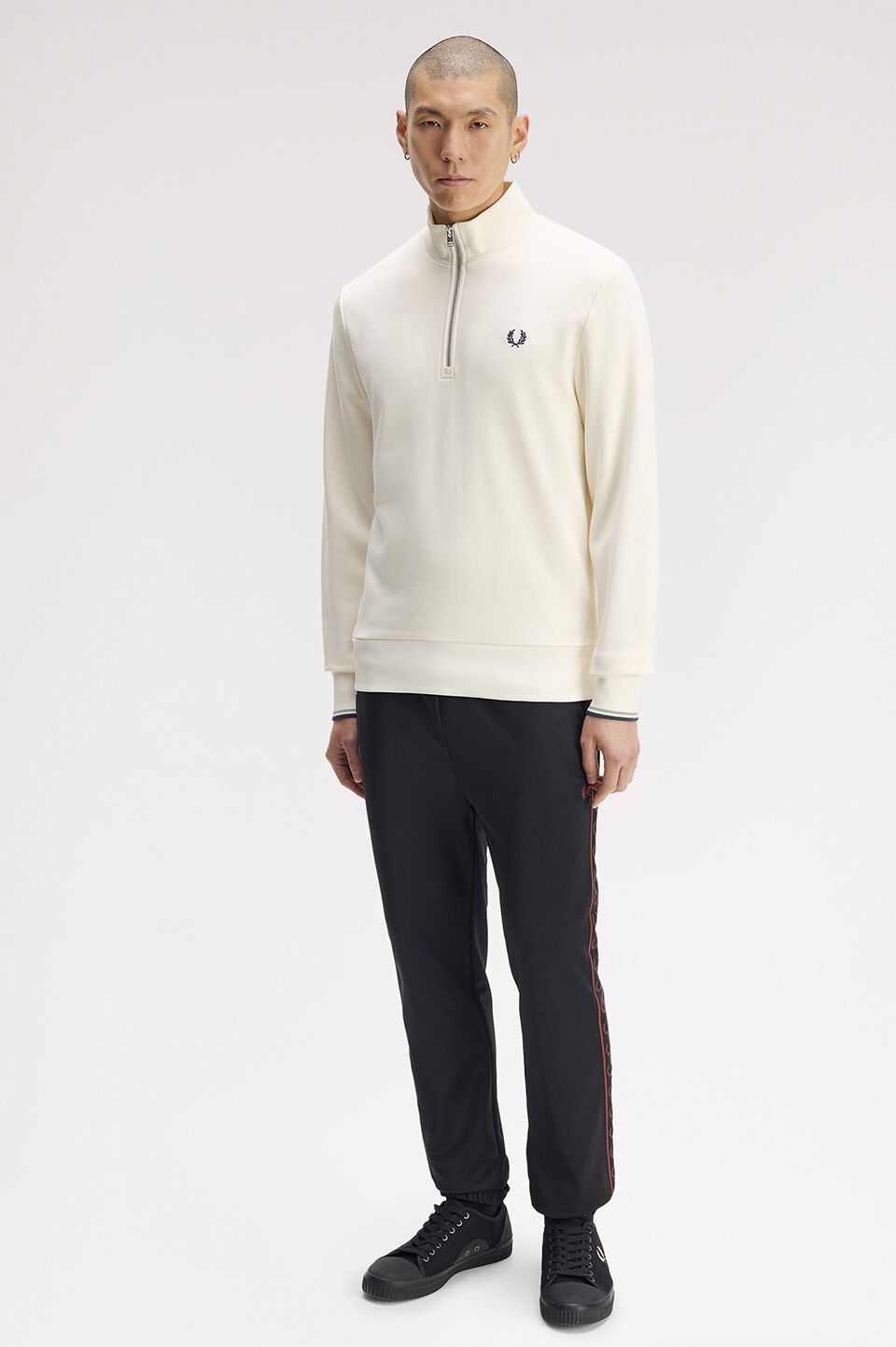 FRED PERRY 「FRED PERRY／Half Zip Sweatshirt／フレッドペリーハーフジップスウェットシャツ」|スウェット・ジャージ|