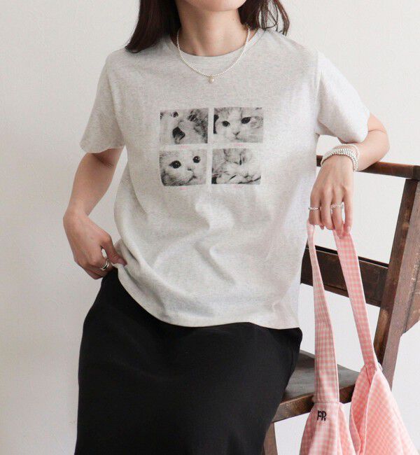 fredy emue「刺しゅう入りCAT PHOTO Tシャツ」|Tシャツ・カットソー|ライトグレー