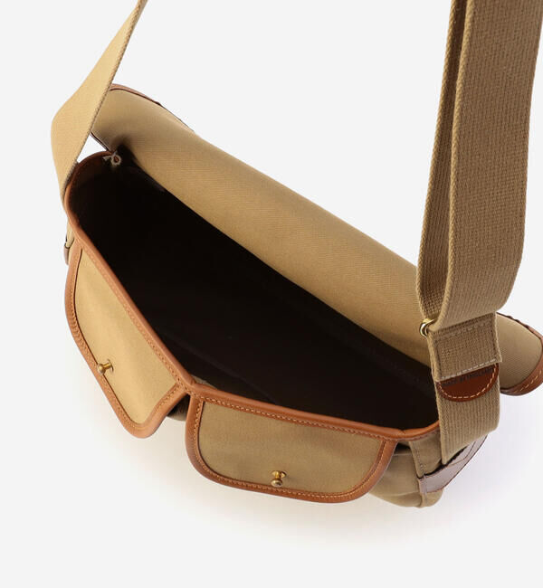 Brady「Brady | ARIEL TROUT SMALL UNISEX」|ショルダー・メッセンジャー|