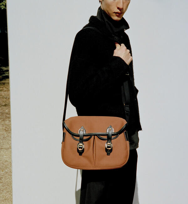Brady「Brady | ARIEL TROUT SMALL UNISEX」|ショルダー・メッセンジャー|