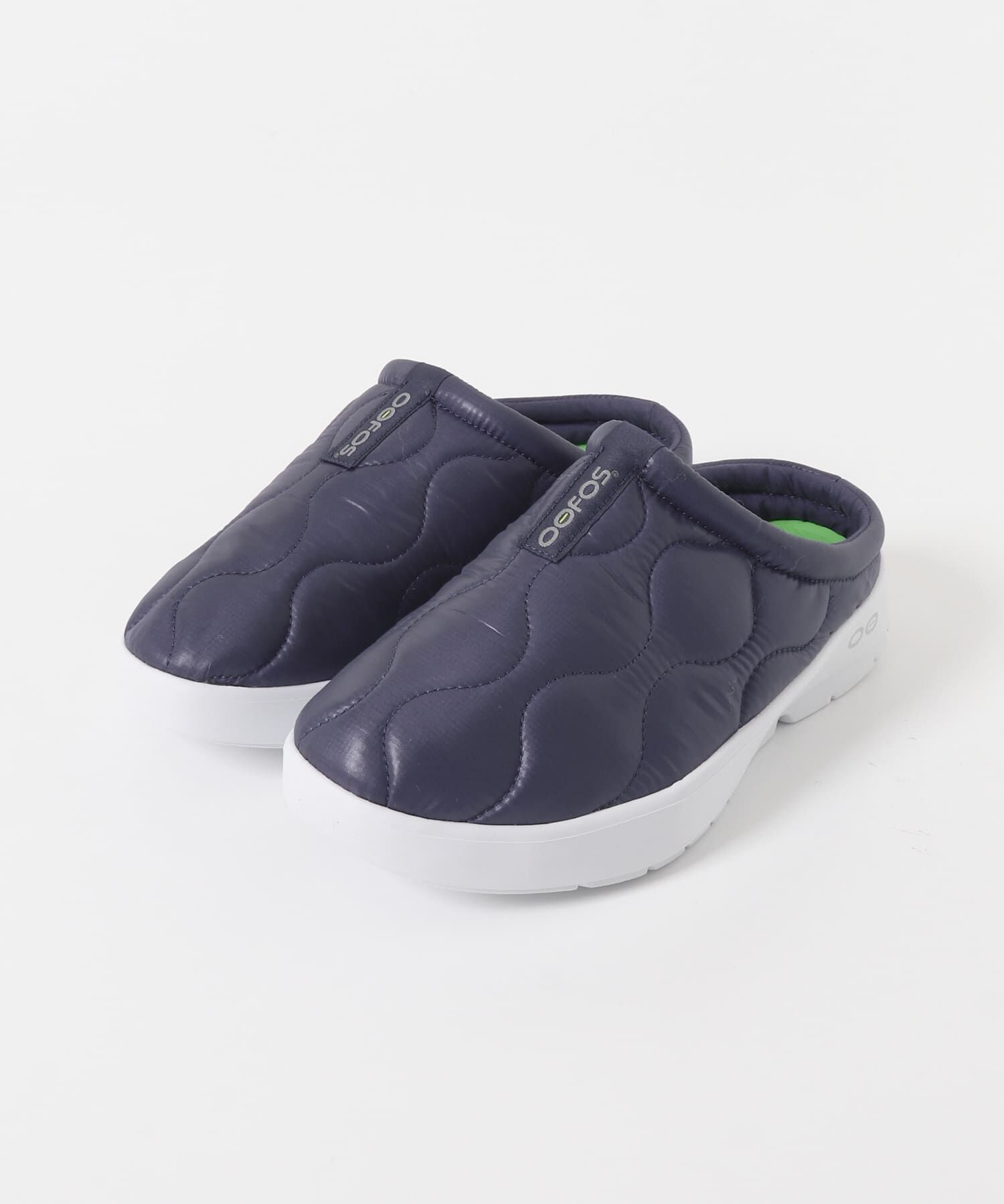 URBAN RESEARCH DOORS「OOFOS　OOcOOzie Thermo Mule」|サンダル|ネイビー