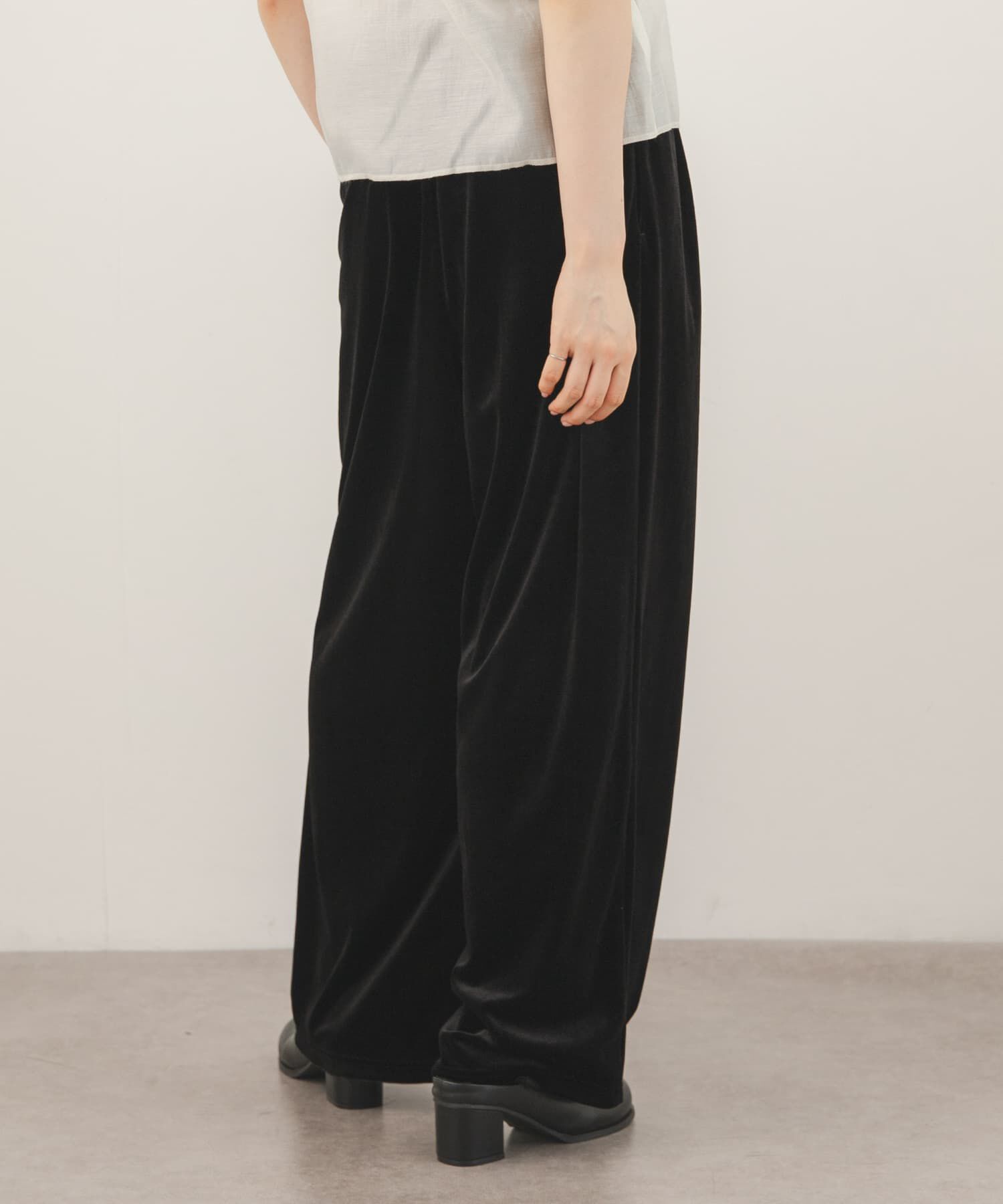  「フライボタンベロアパンツ」|その他|