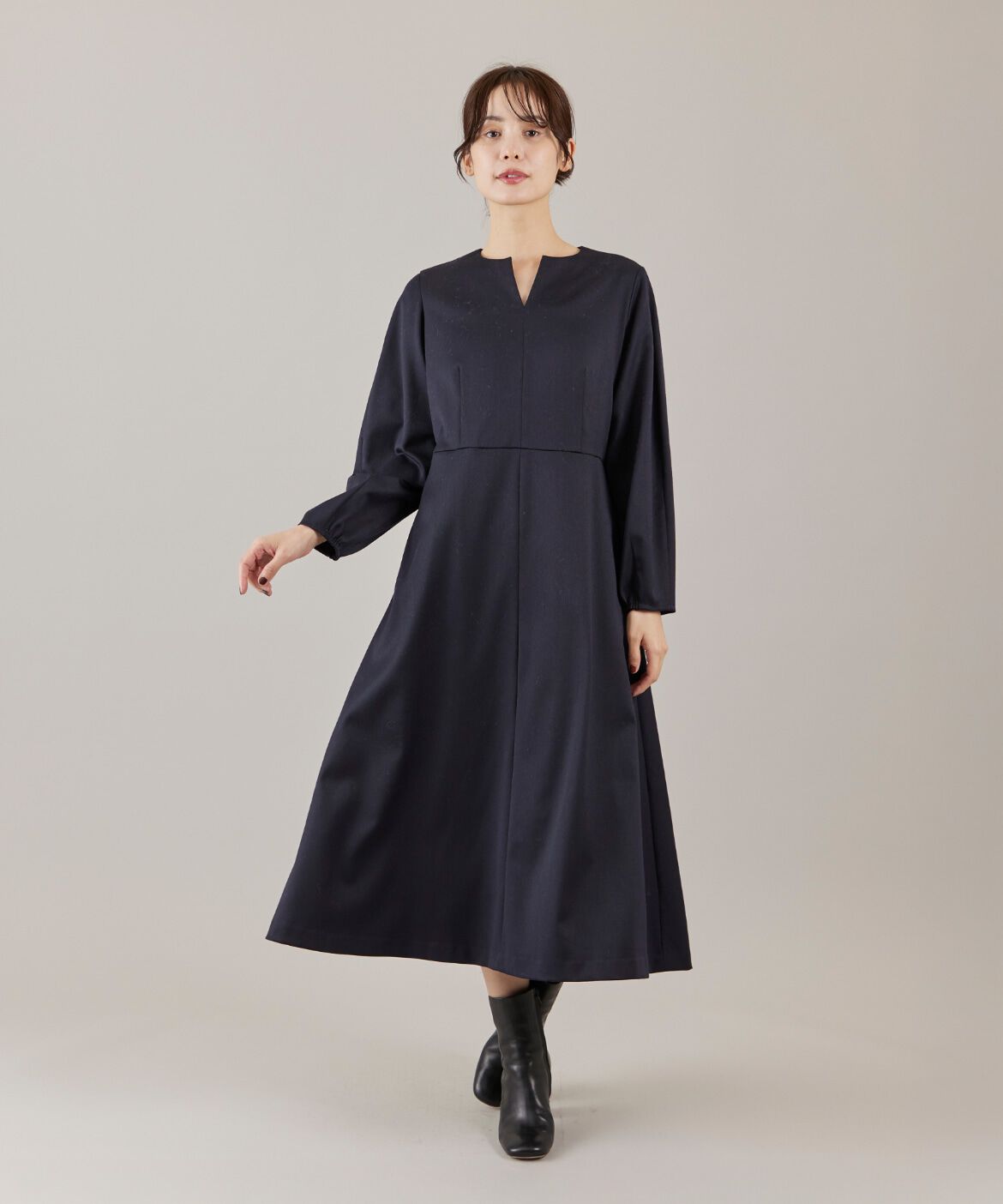 INED「キーネックワンピース　」|ワンピース|