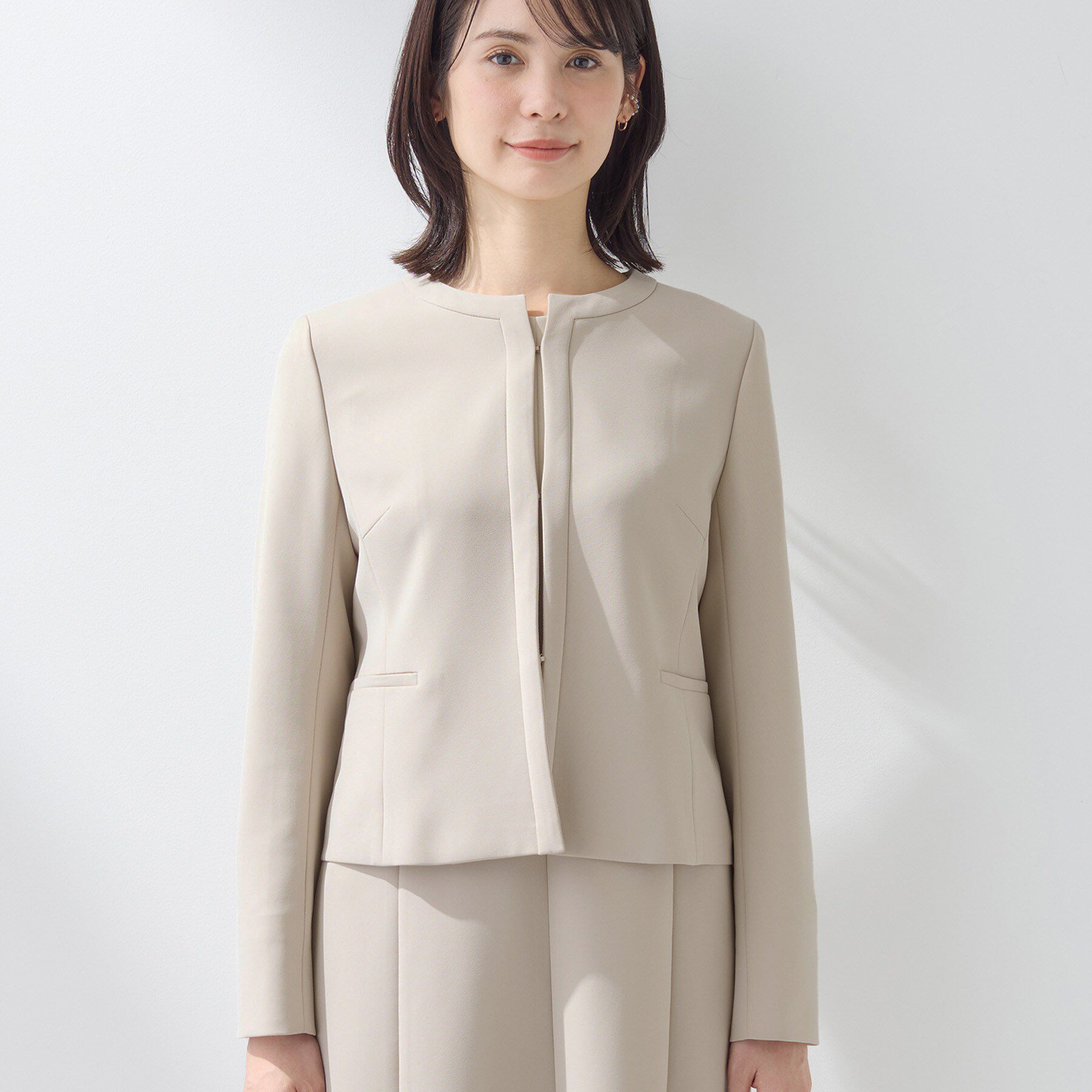 INDIVI「【上品光沢／SETUP可能】切り替えデザインジャケット」|ノーカラージャケット|