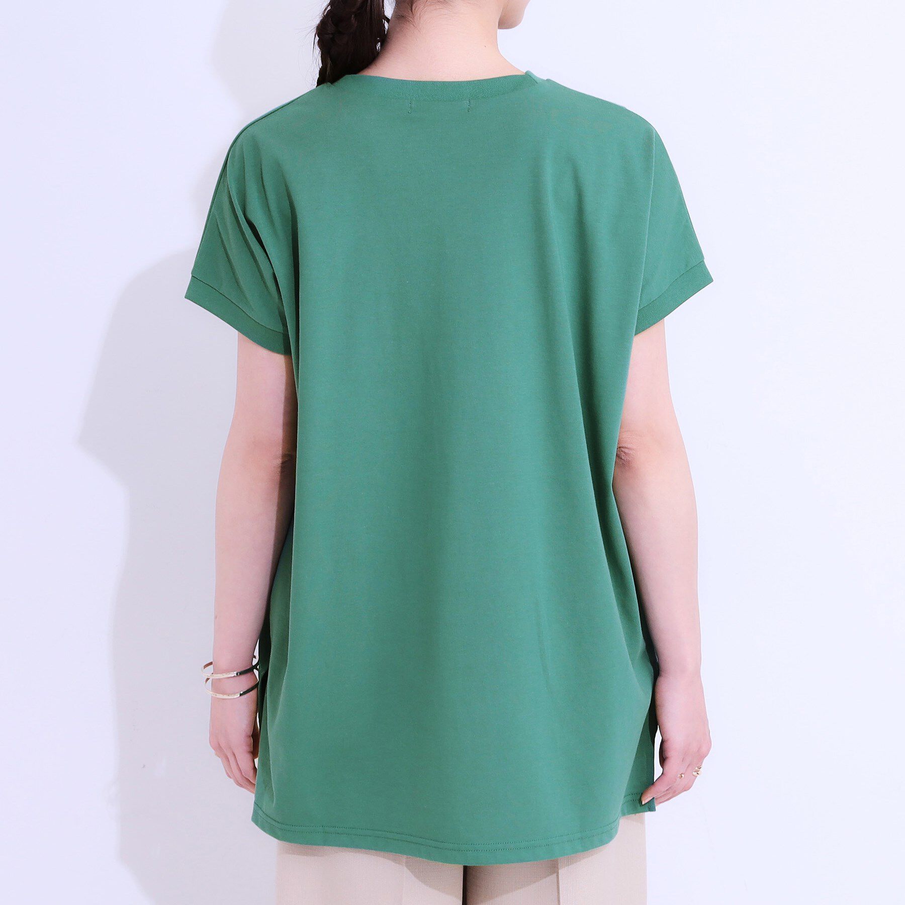 SHOO･LA･RUE「【洗える/S-LL/ひんやり/UV】汗をかいても気になりにくい スリットトップス」|Tシャツ・カットソー|
