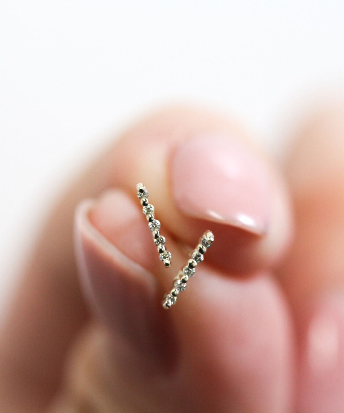  「ダイヤモンド ライン ピアス | K10YG〈世界最小〉」|ピアス|