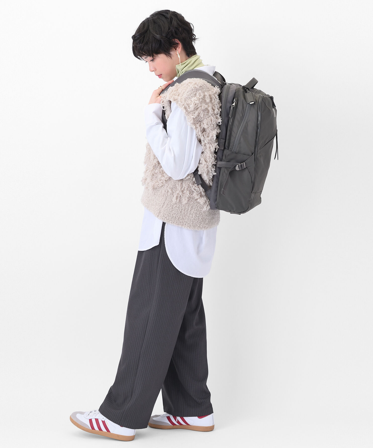 W&.Day/Night「W&.Day/Night トゥキ スクエアリュック B4サイズ 15.6インチPC収納 20512」|リュック|