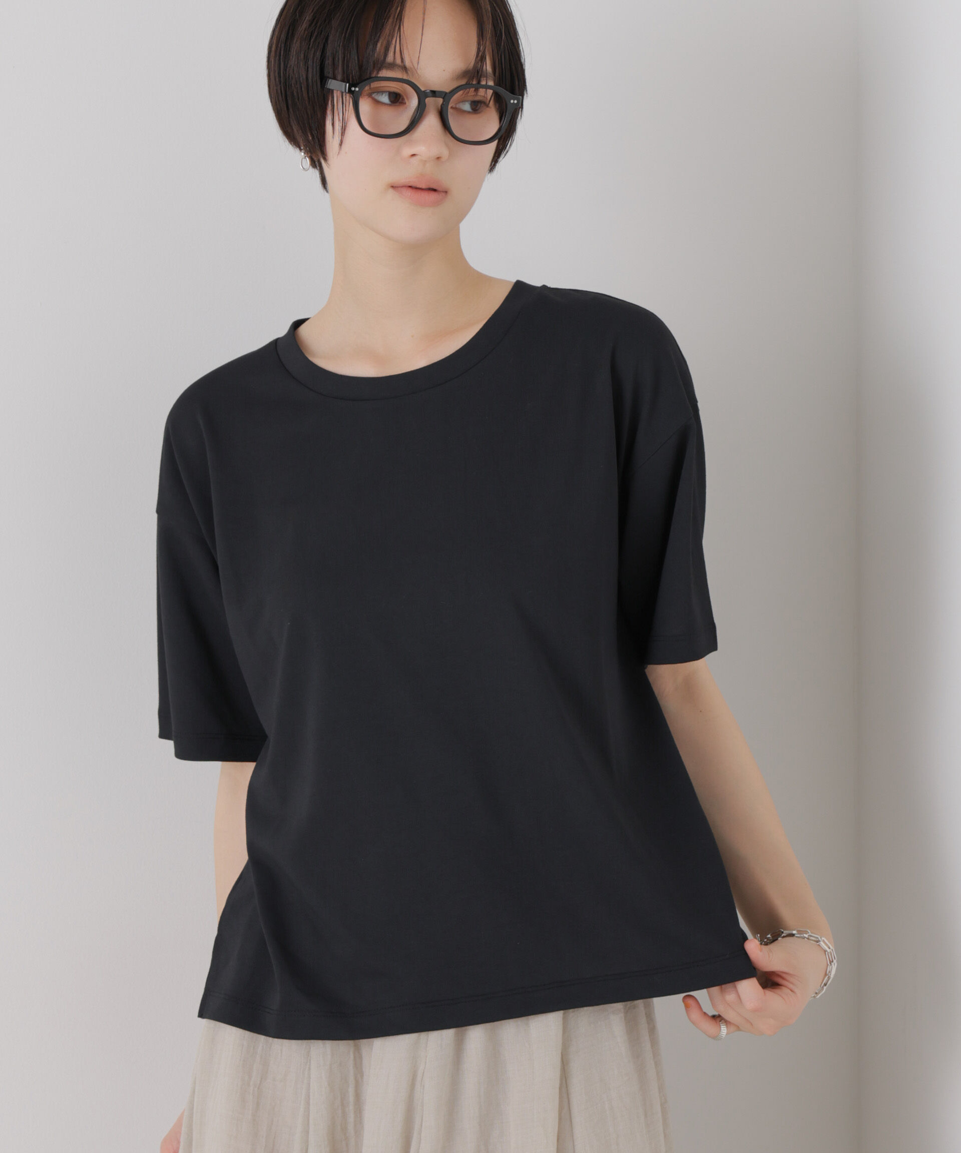 NANO universe「【機能性素材】汗隠糸加工&多彩機能カットソー素材 クルーネックトップス」|Tシャツ・カットソー|スミクロ1
