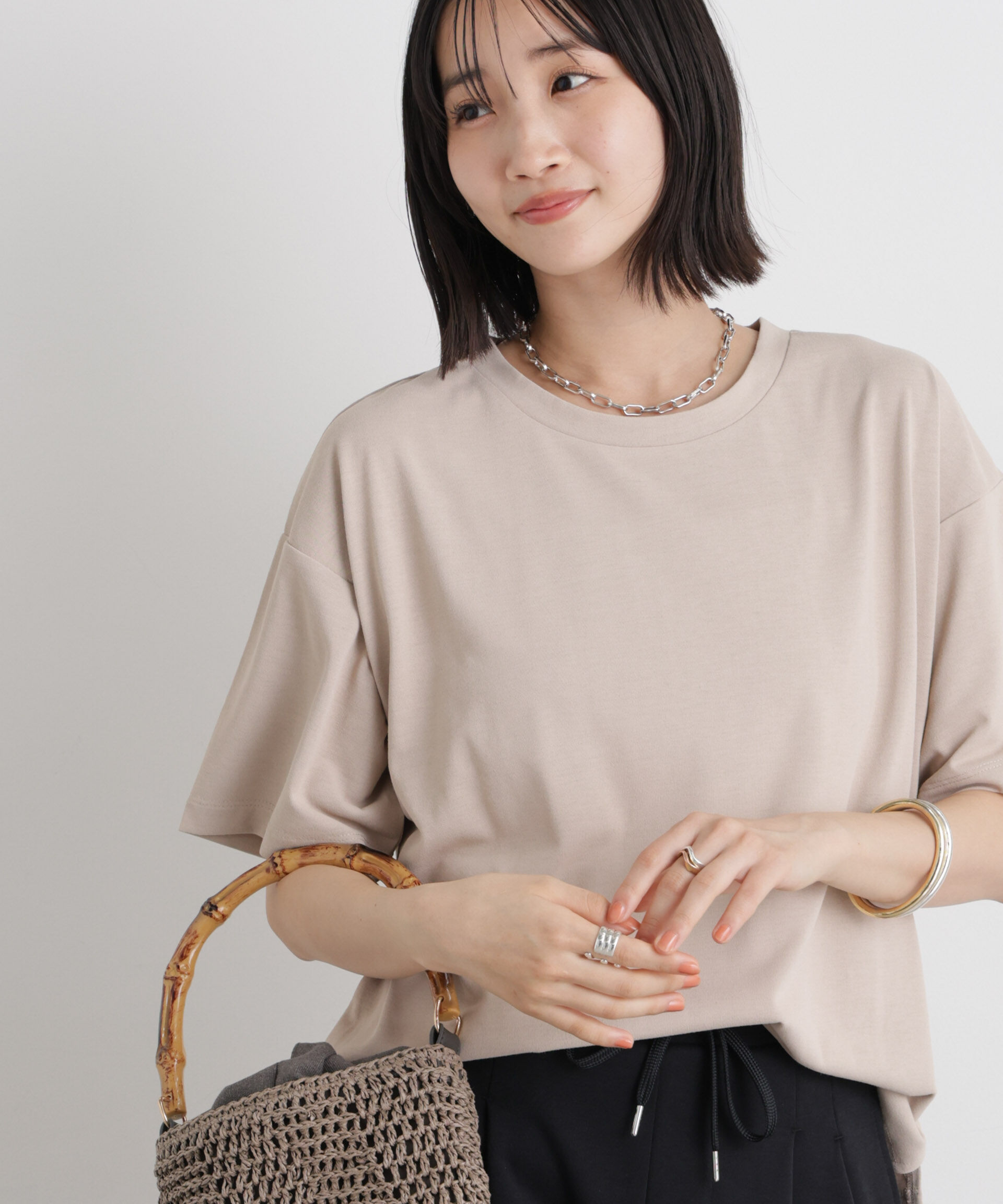 NANO universe「【機能性素材】汗隠糸加工&多彩機能カットソー素材 クルーネックトップス」|Tシャツ・カットソー|ベージュ
